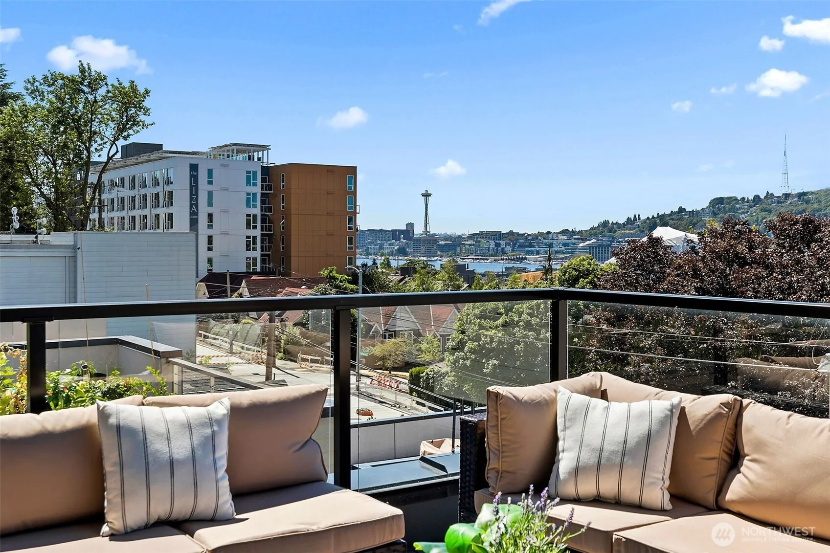 Property photo for 2624 Eastlake Avenue E #a, Seattle photo 2