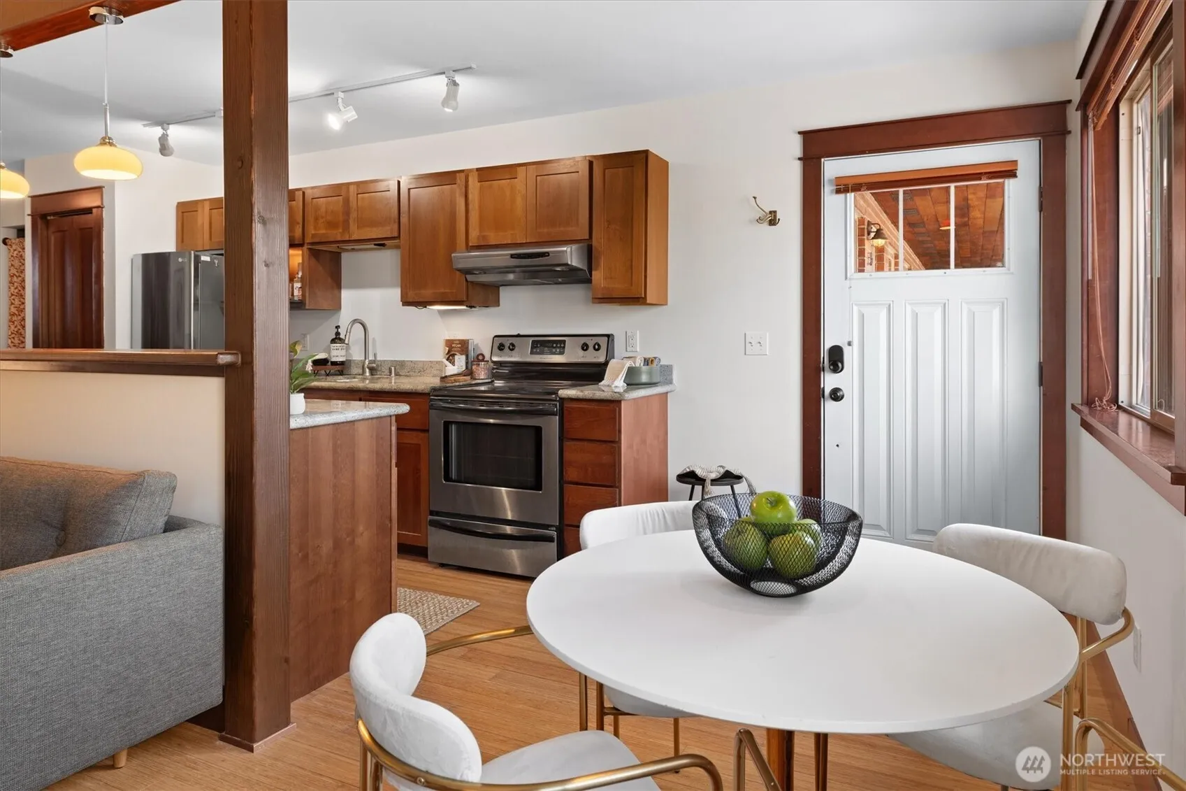 Property photo for 461 N 45th Street #unit 6, Seattle photo 5