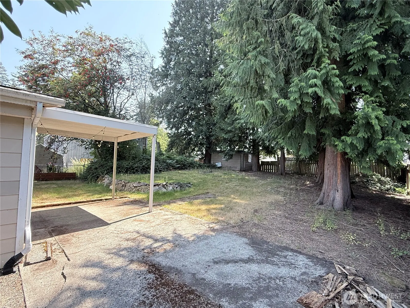 Property photo for 5622 202nd Street Sw, Lynnwood photo 3
