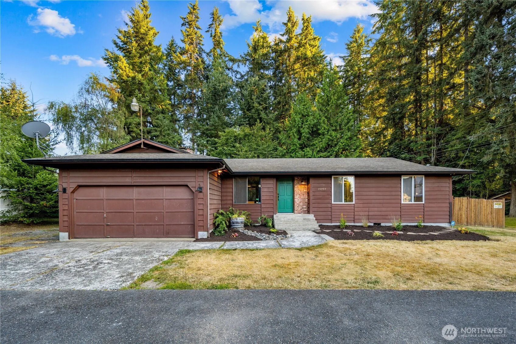 Property photo for 15207 94th Avenue E, Puyallup
