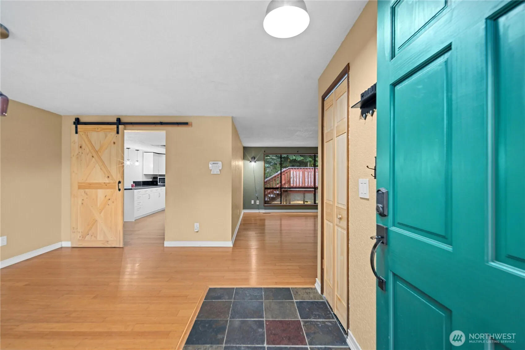 Property photo for 15207 94th Avenue E, Puyallup photo 4