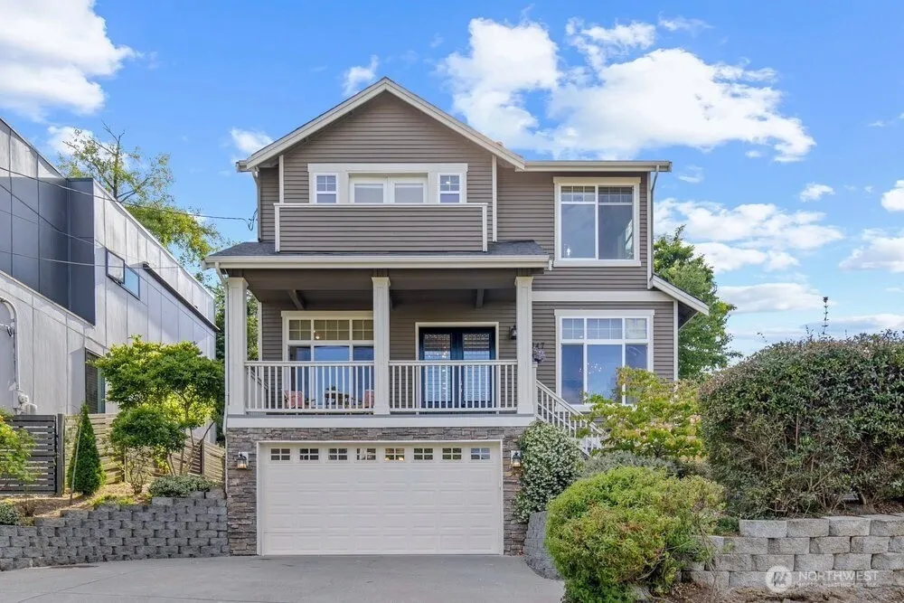 Property photo for 4047 Willams Avenue W, Seattle