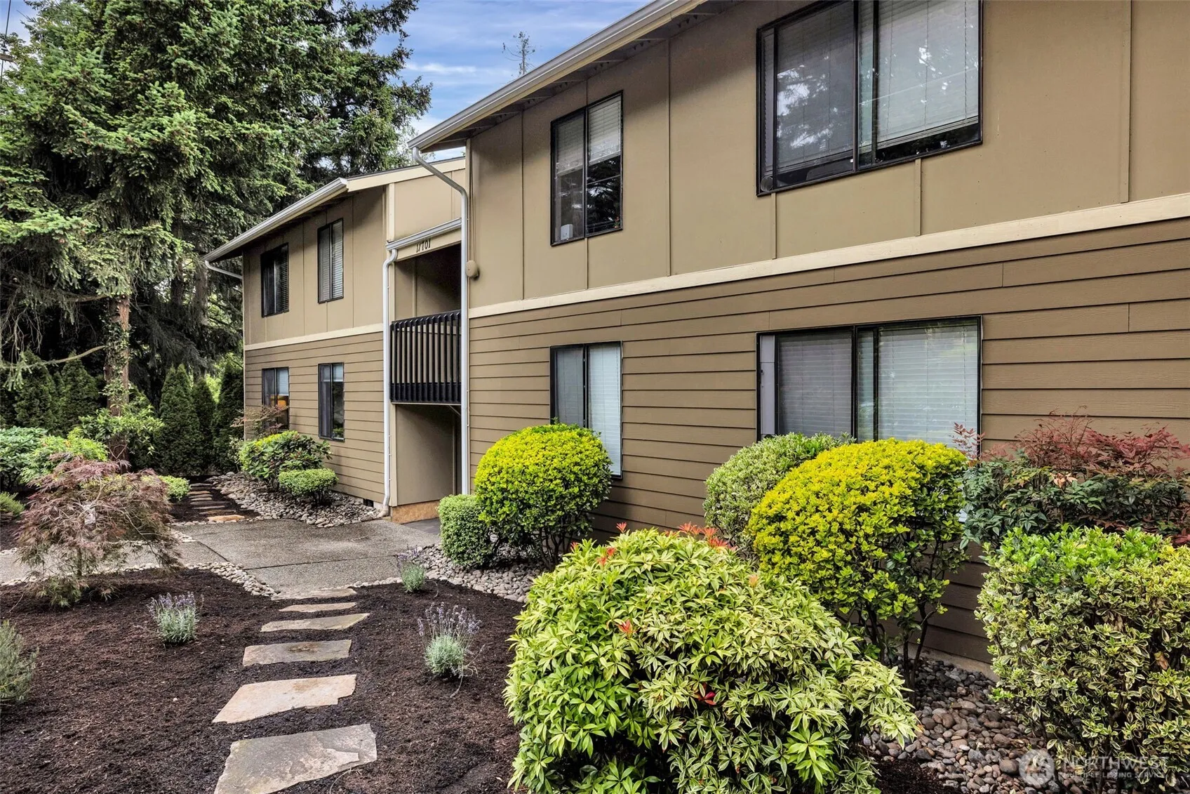Property photo for 11701 100th Avenue Ne #5, Kirkland