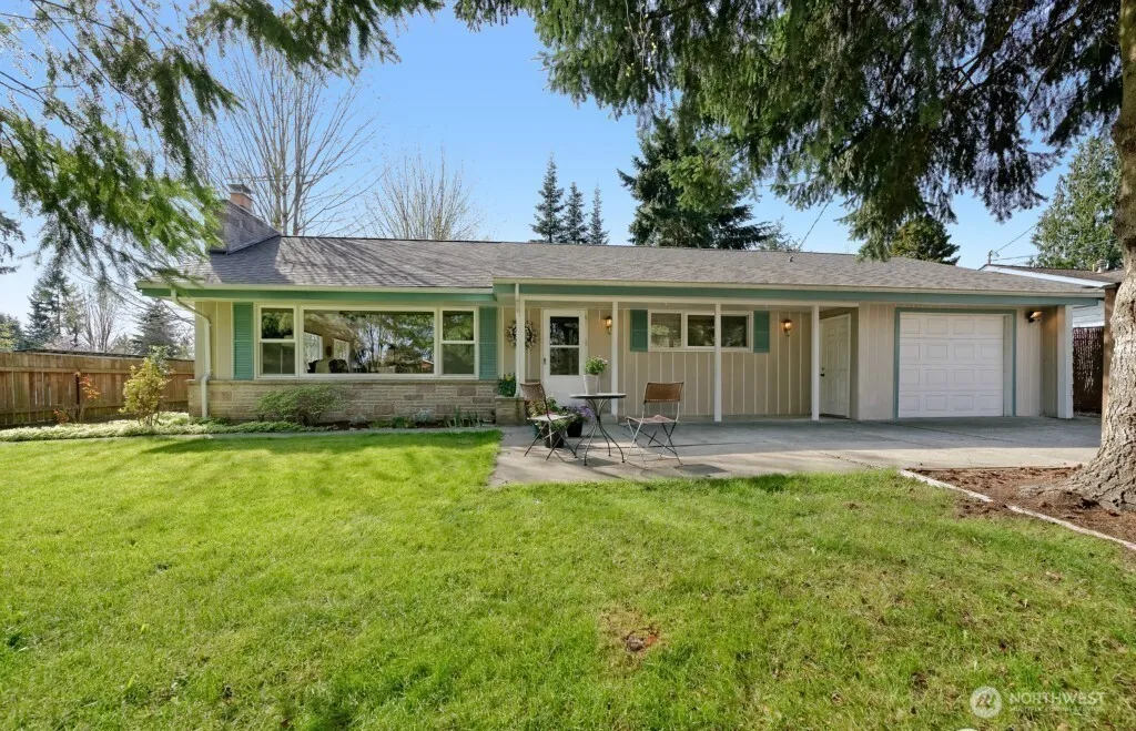 Property photo for 10221 132nd Avenue Ne, Kirkland