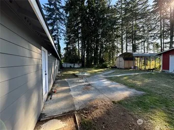 Property photo for 30 E Sylvan Heights Lane, Shelton photo 3
