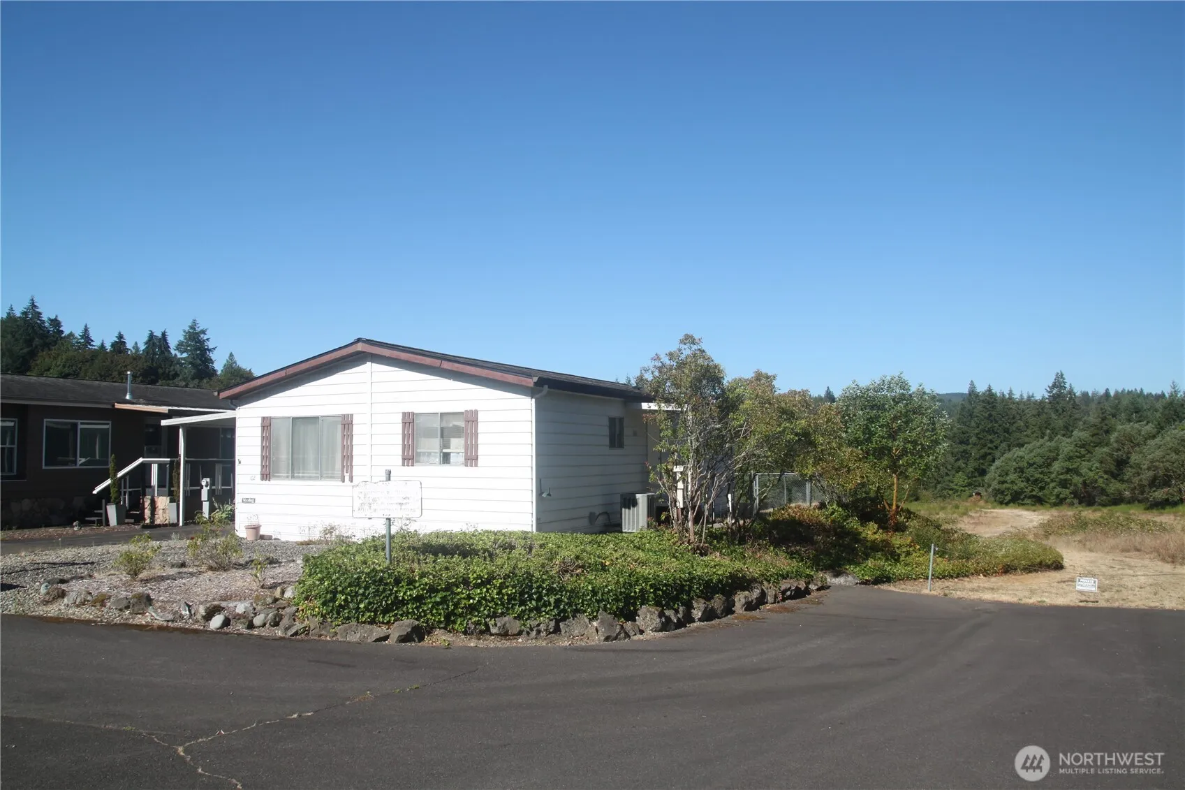 Property photo for 102 Sereno Circle Drive, Bremerton photo 2