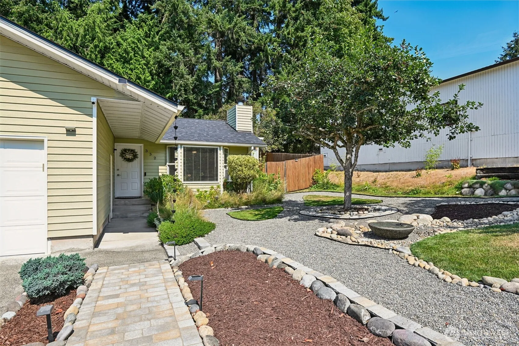 Property photo for 332 S 314th Place, Federal Way photo 2