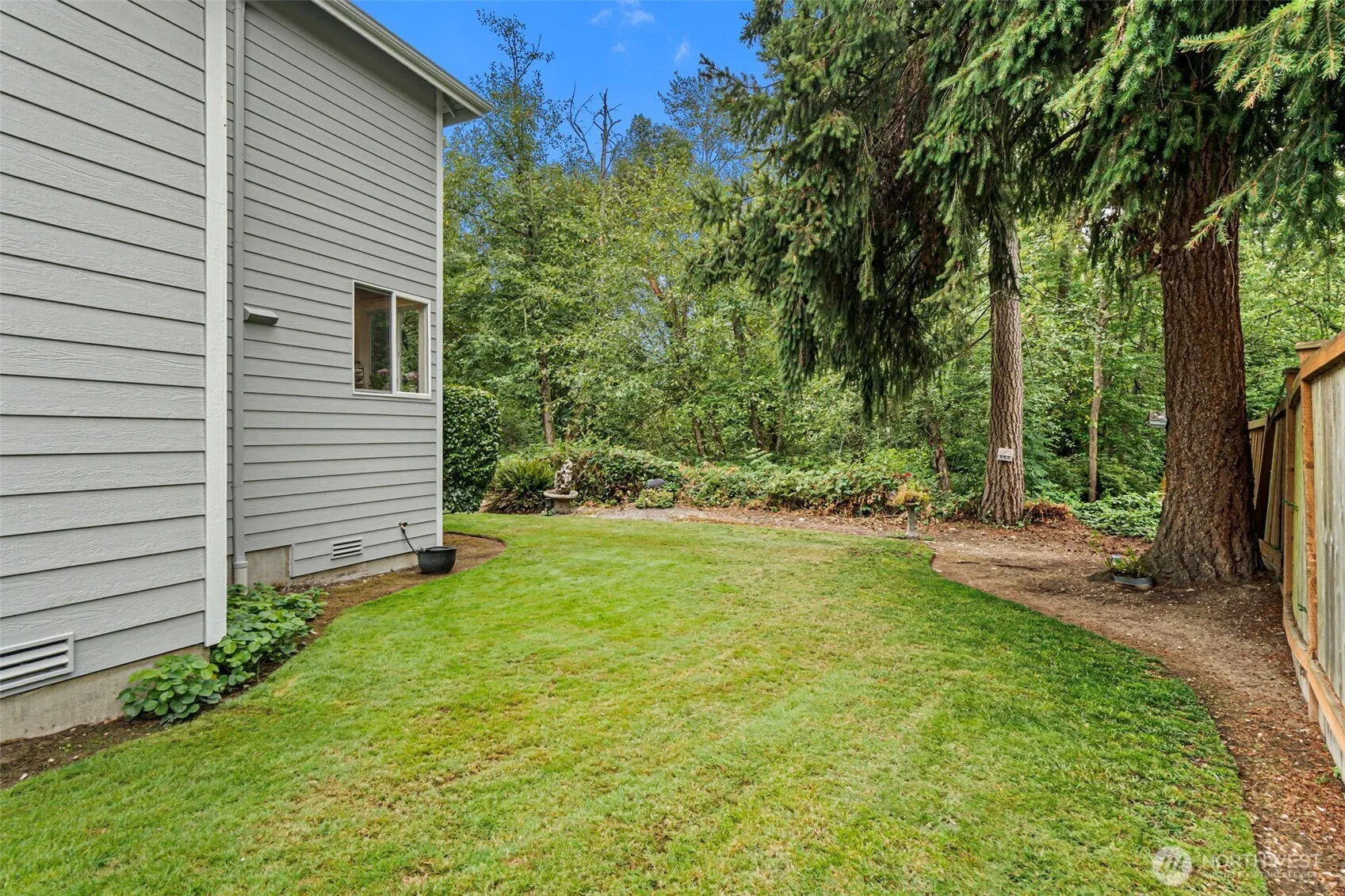 Property photo for 835 Sw 355th Court, Federal Way photo 3