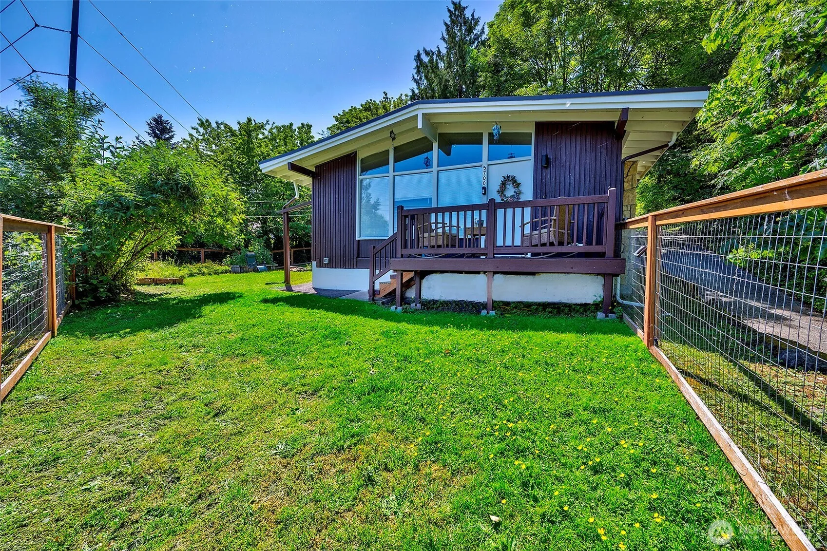 Property photo for 5700 212th Street Sw, Mountlake Terrace photo 3