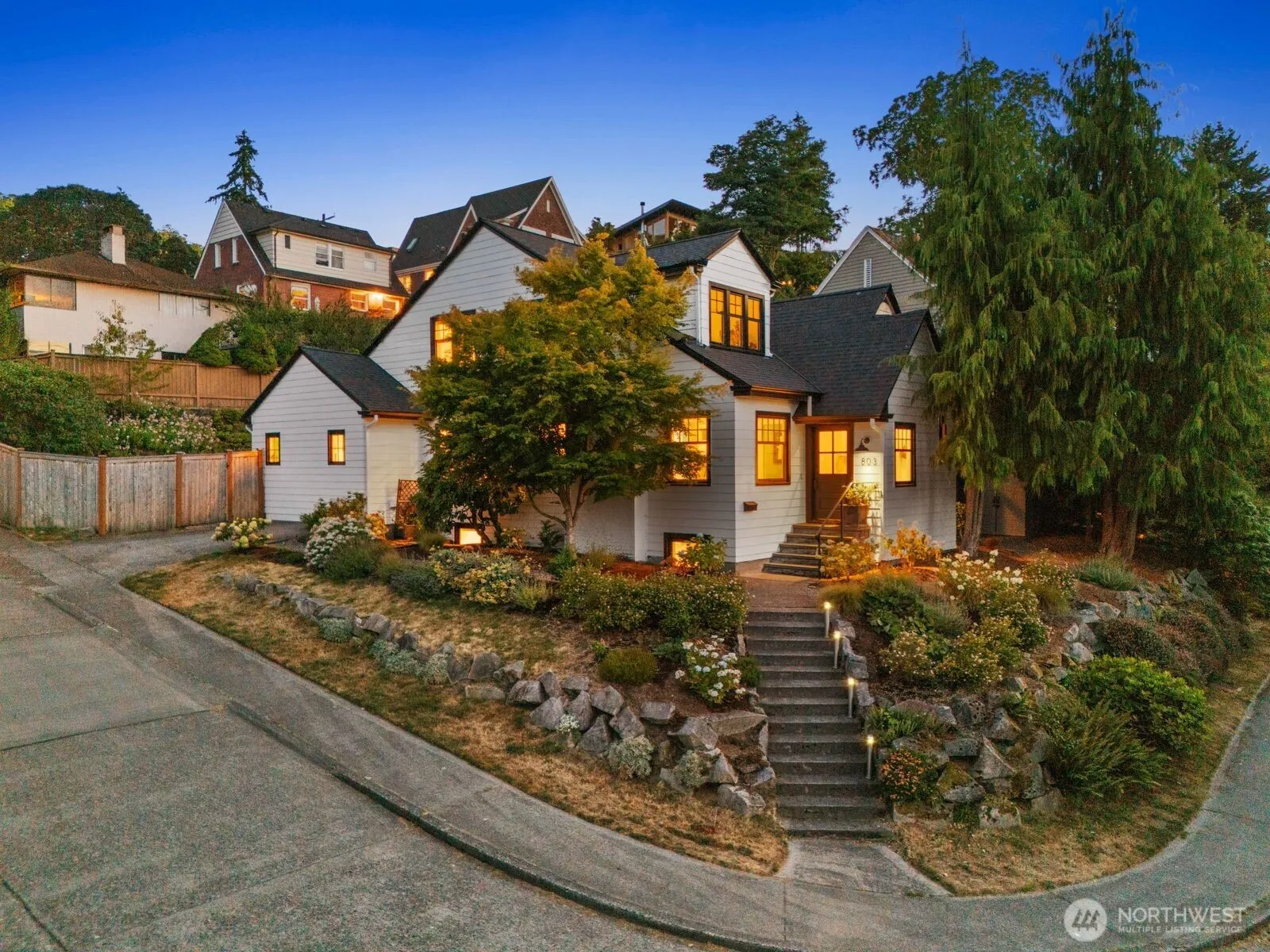 Property photo for 803 W Etruria Street, Seattle