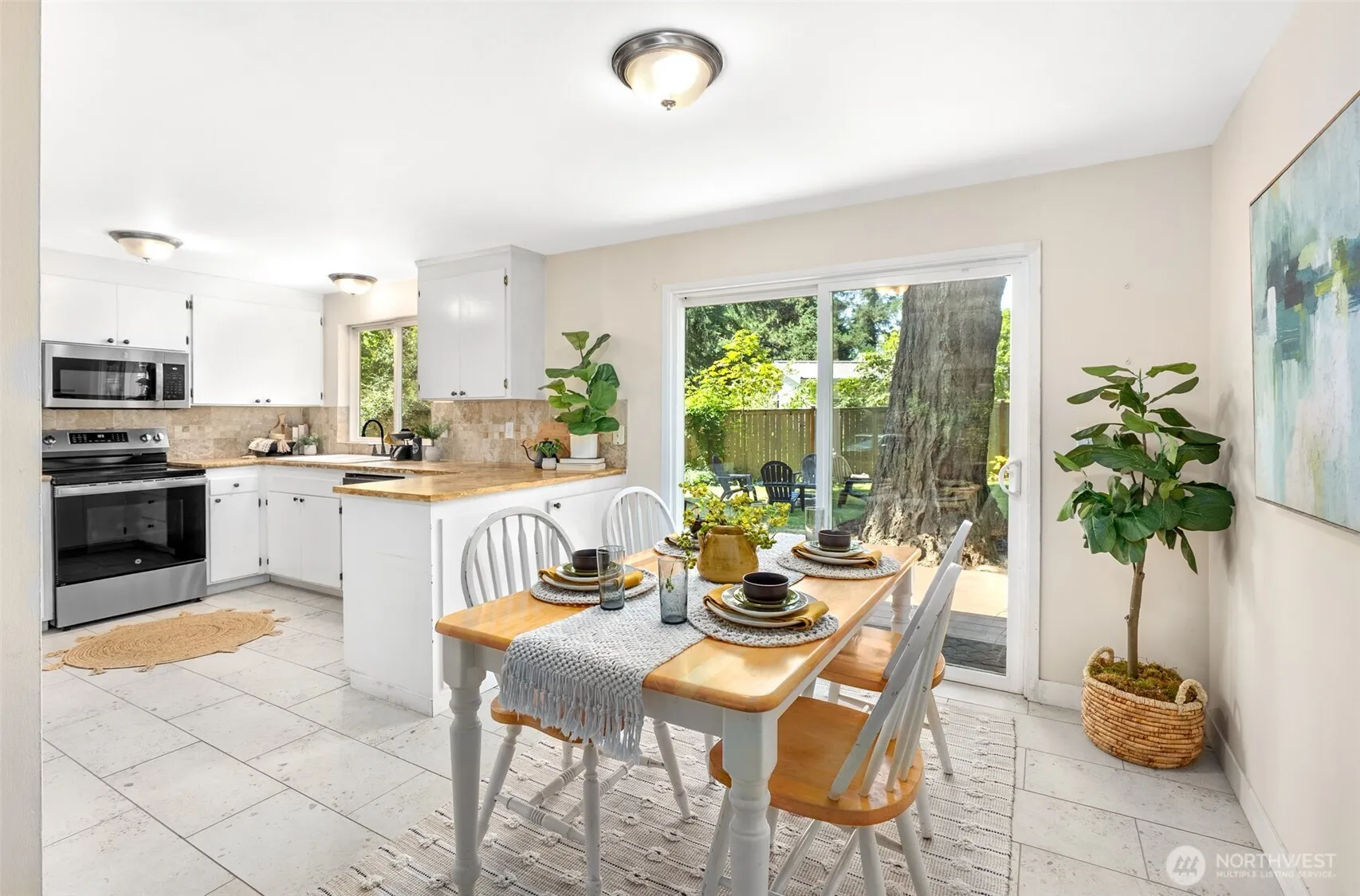 Property photo for 8300 Ne 146th Street, Kenmore photo 4
