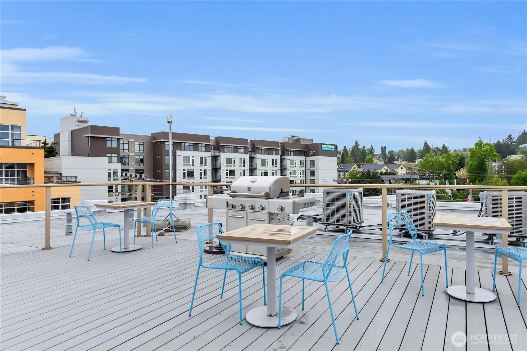 Property photo for 413 Ne 70th Street #309, Seattle photo 2