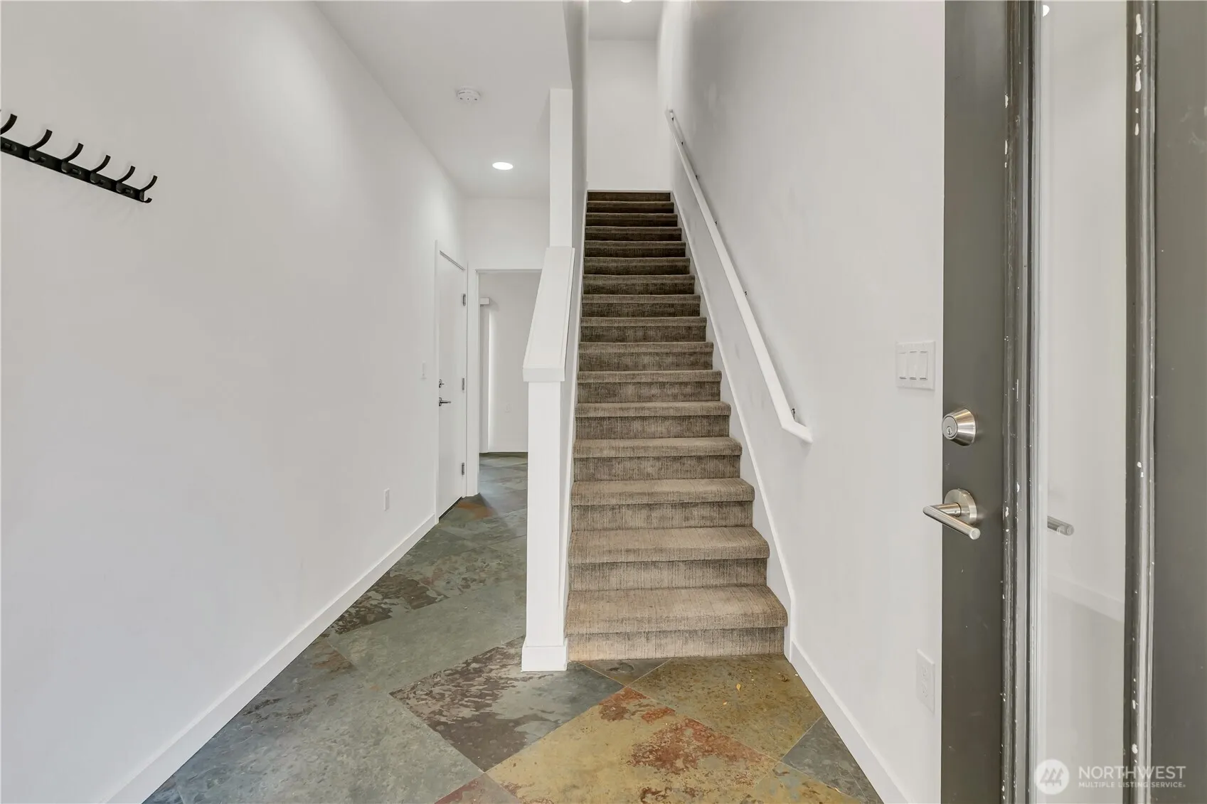 Property photo for 4206 S Greenbelt Station Drive, Seattle photo 5