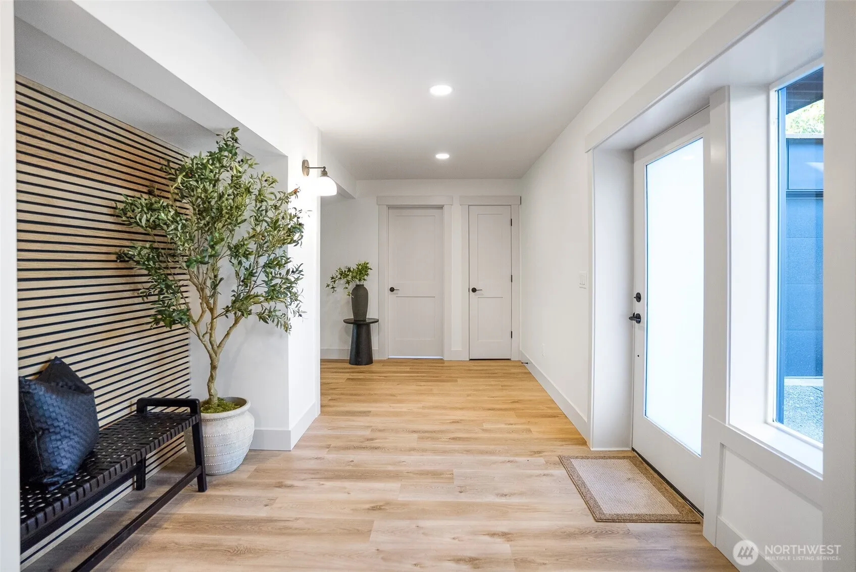 Property photo for 11647 Beacon Avenue S, Seattle photo 3