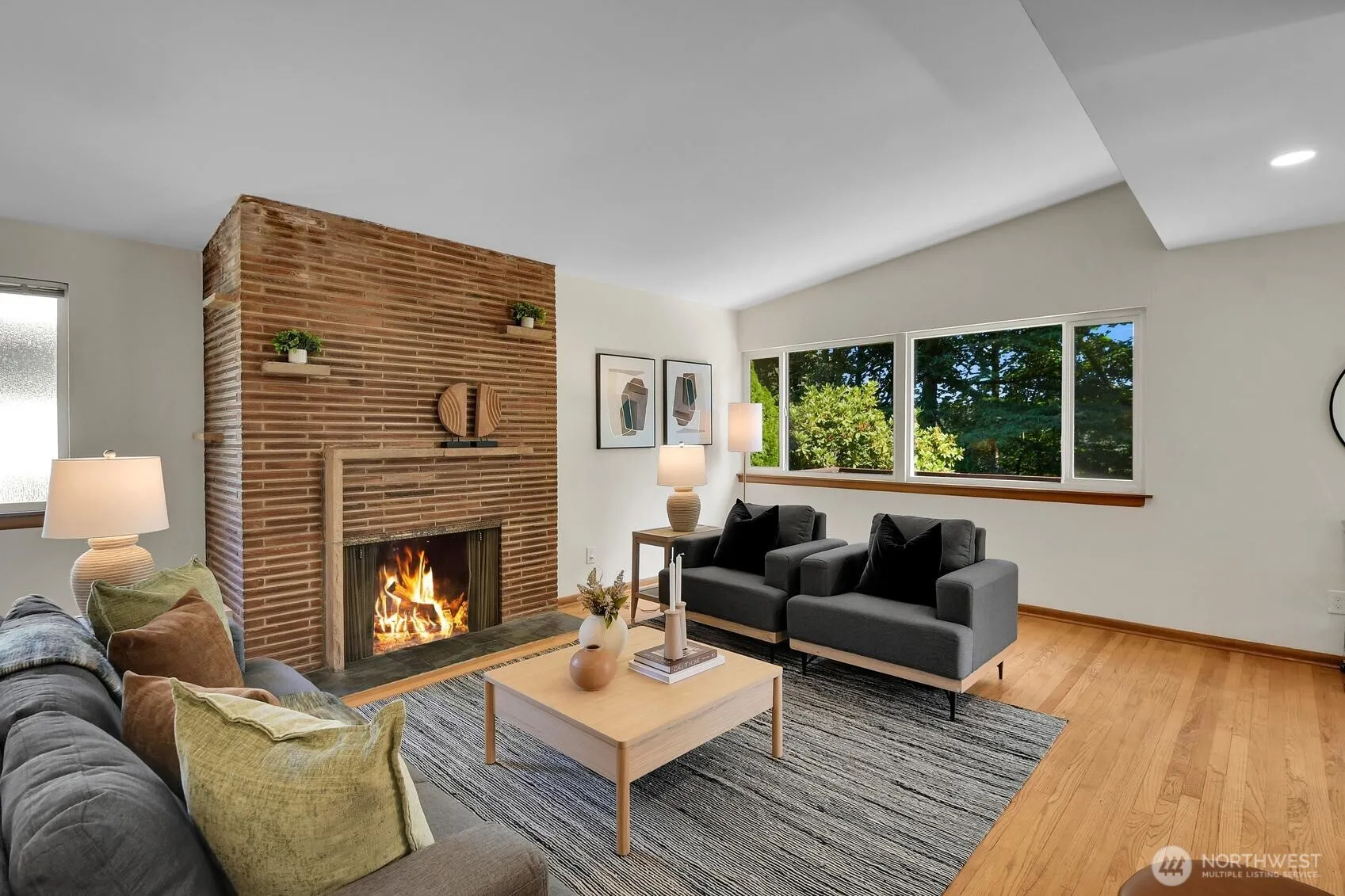 Property photo for 1714 Ne Brockman Place, Seattle photo 5