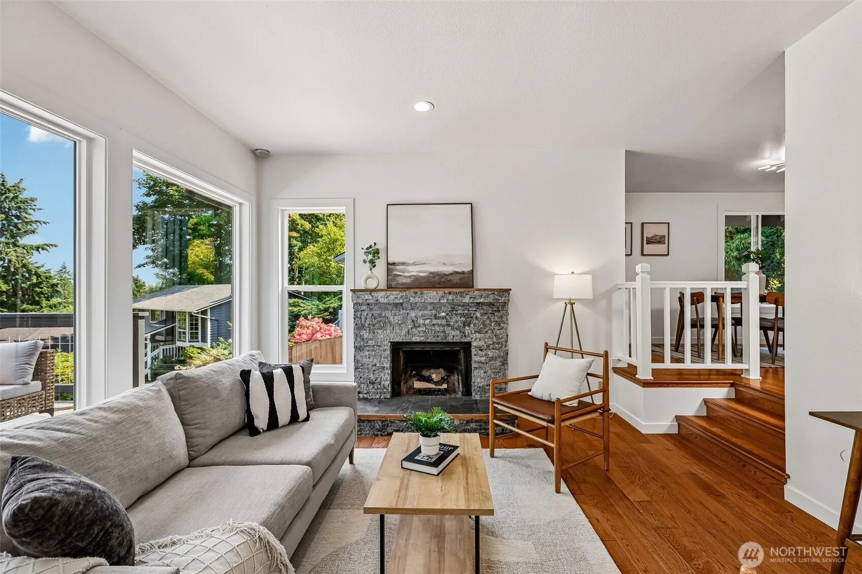 Property photo for 5231 Ne 193rd Place, Lake Forest Park photo 4