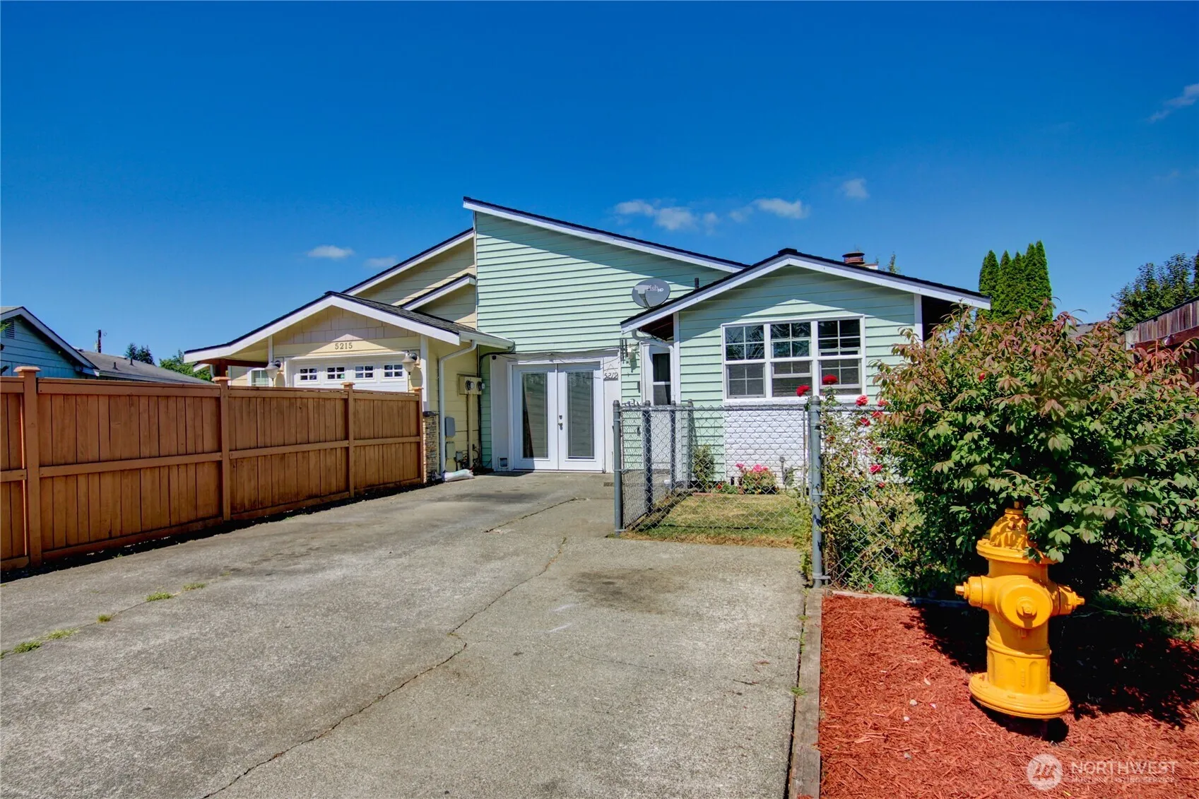 Property photo for 5219 101st Place Ne, Marysville