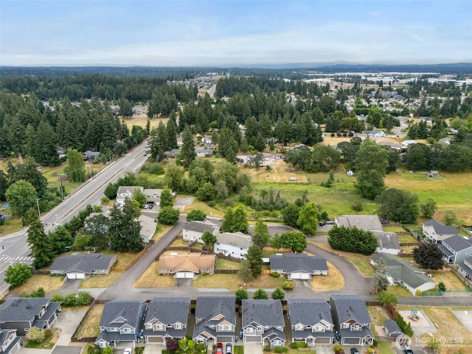 Property photo for 17620 17622 30th Avenue Ct E, Tacoma photo 3