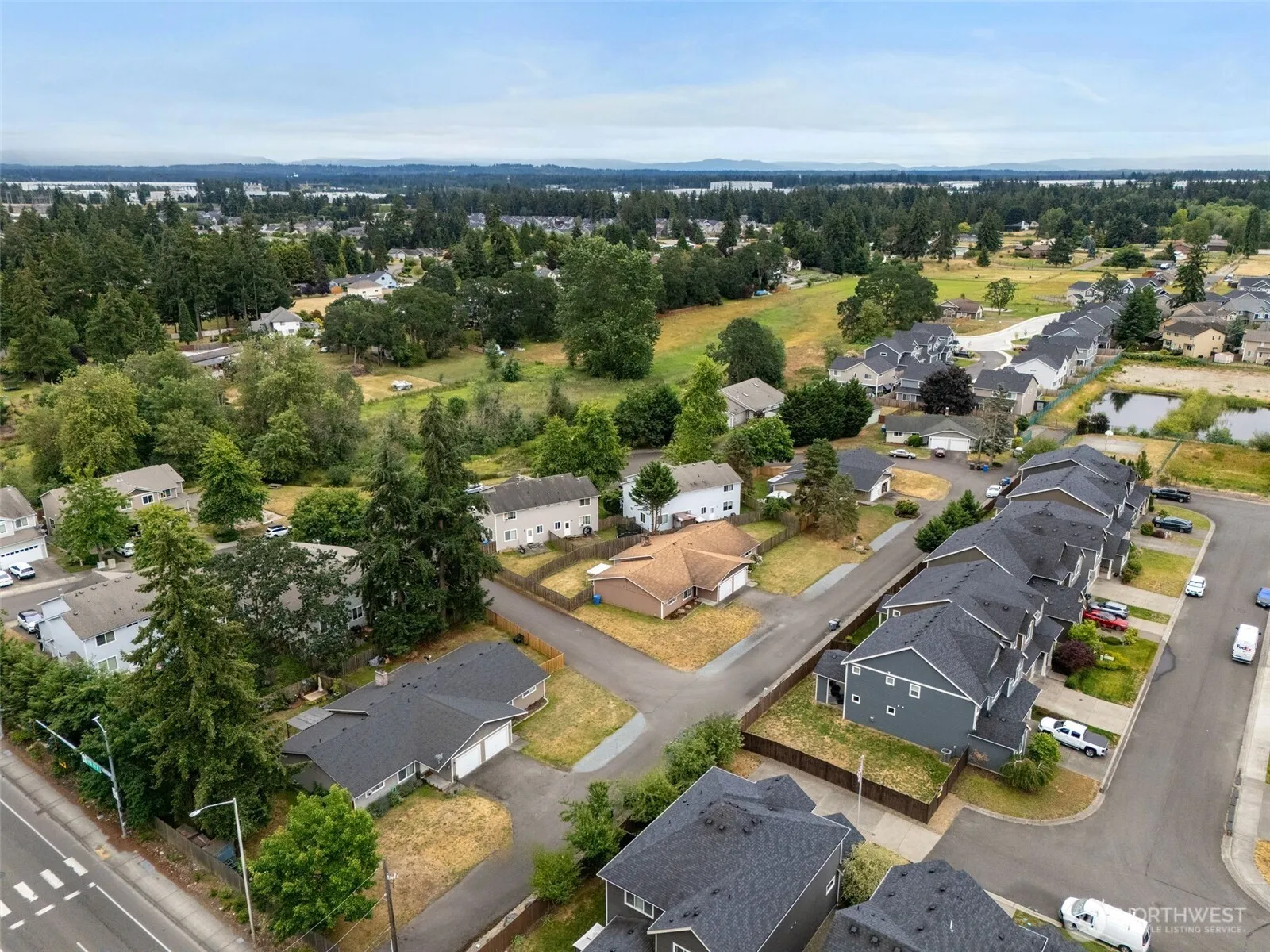 Property photo for 17620 17622 30th Avenue Ct E, Tacoma photo 2