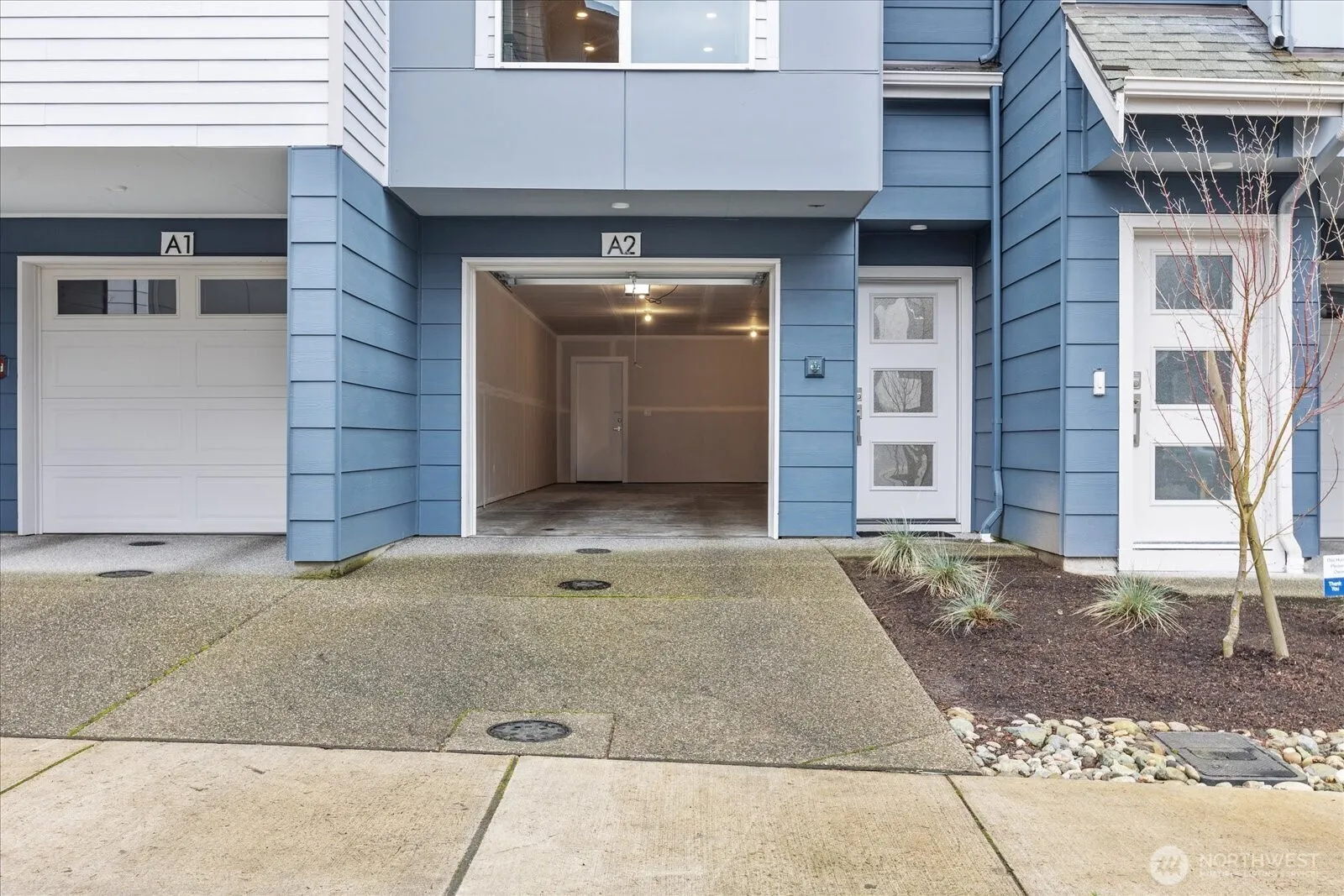 Property photo for 23413 Edmonds Wy #a2, Edmonds photo 2