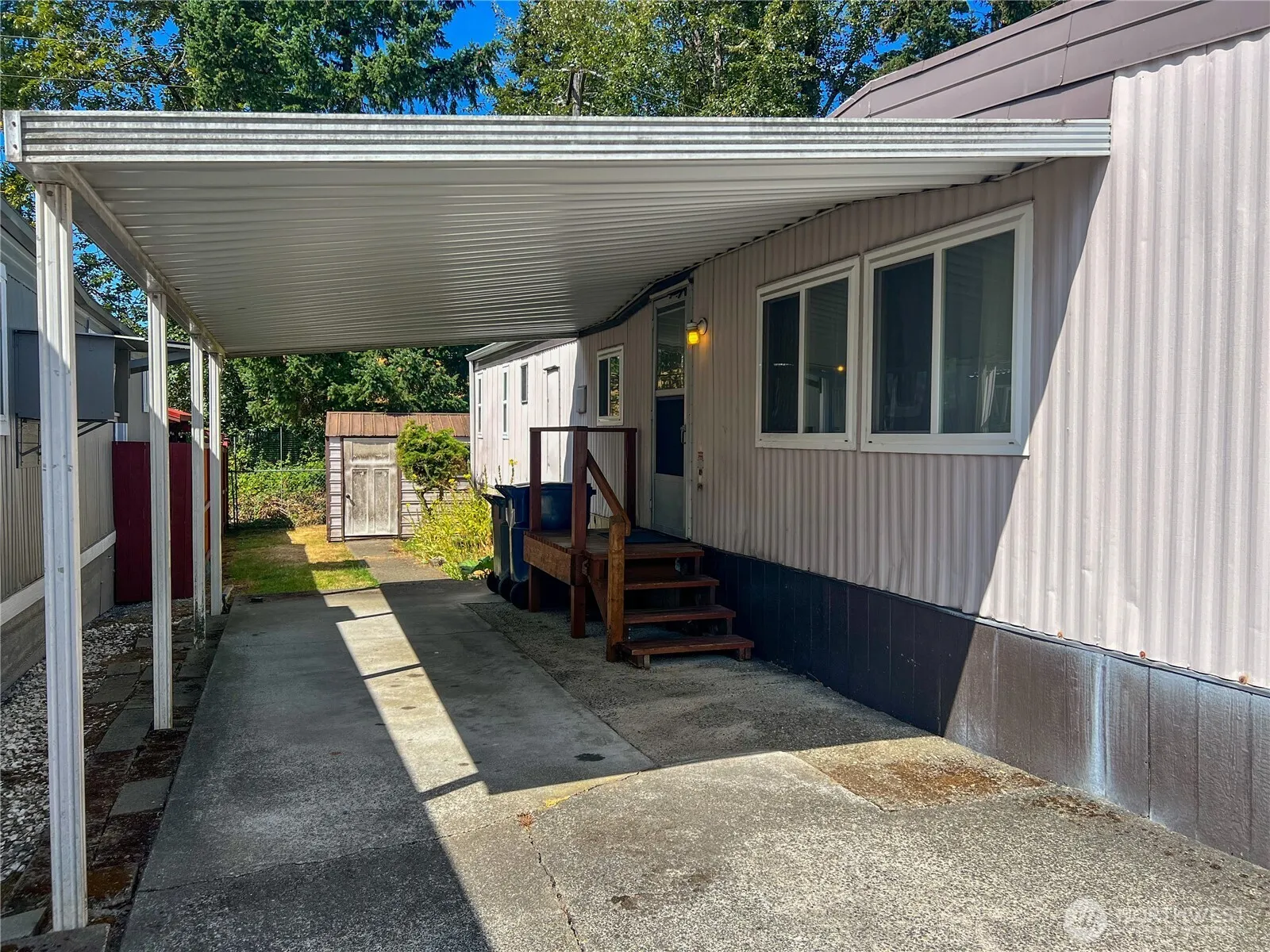 Property photo for 1919 196th Street Sw #14, Lynnwood photo 2