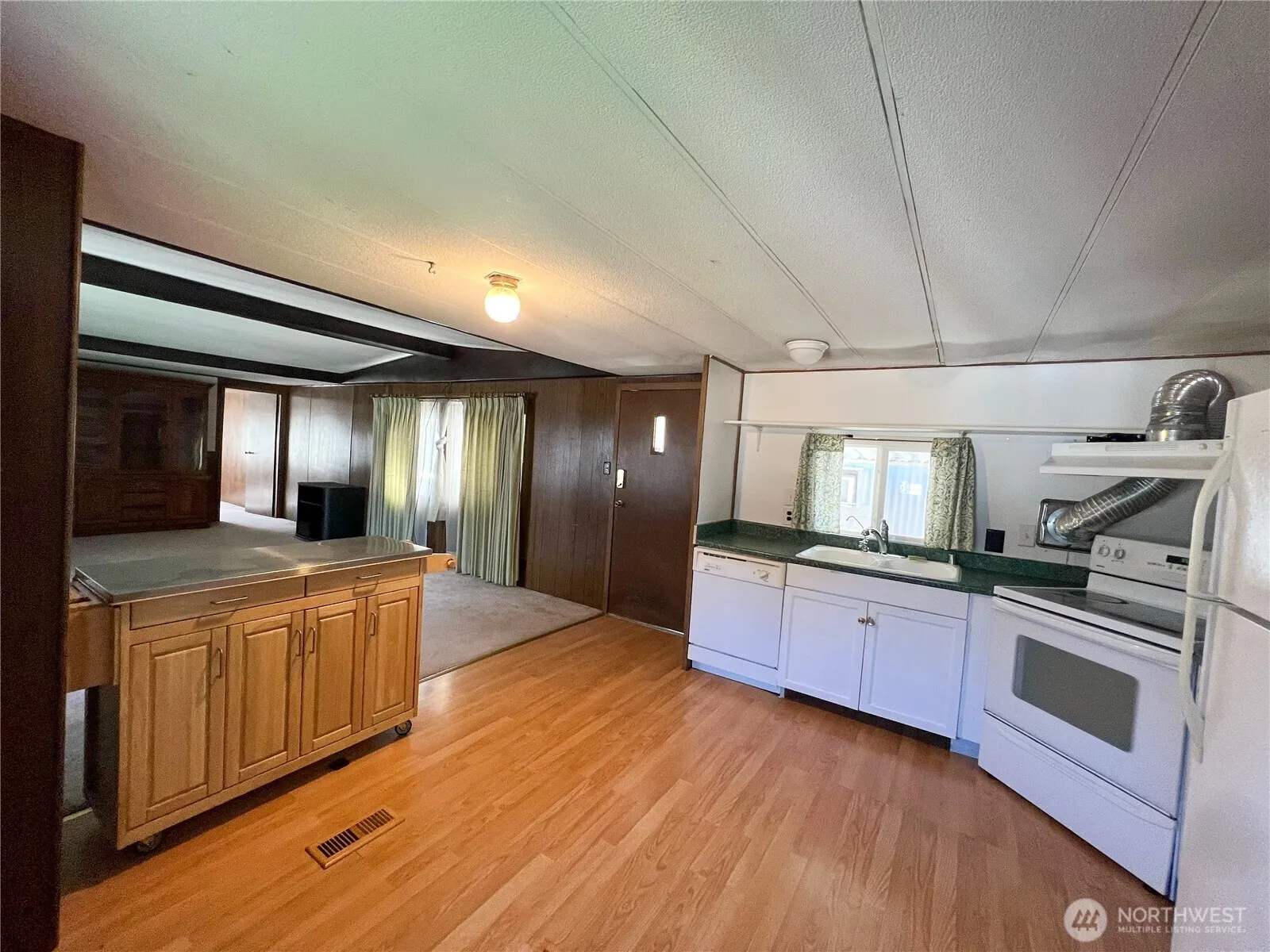 Property photo for 1919 196th Street Sw #14, Lynnwood photo 5