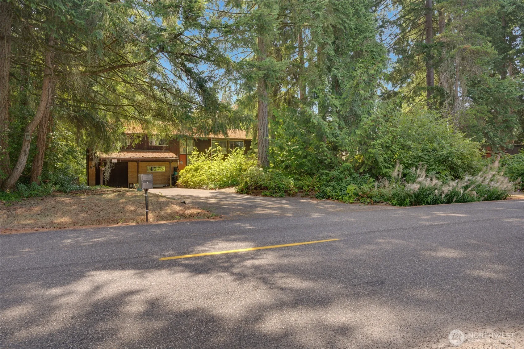 Property photo for 2118 80th Street E, Tacoma photo 2