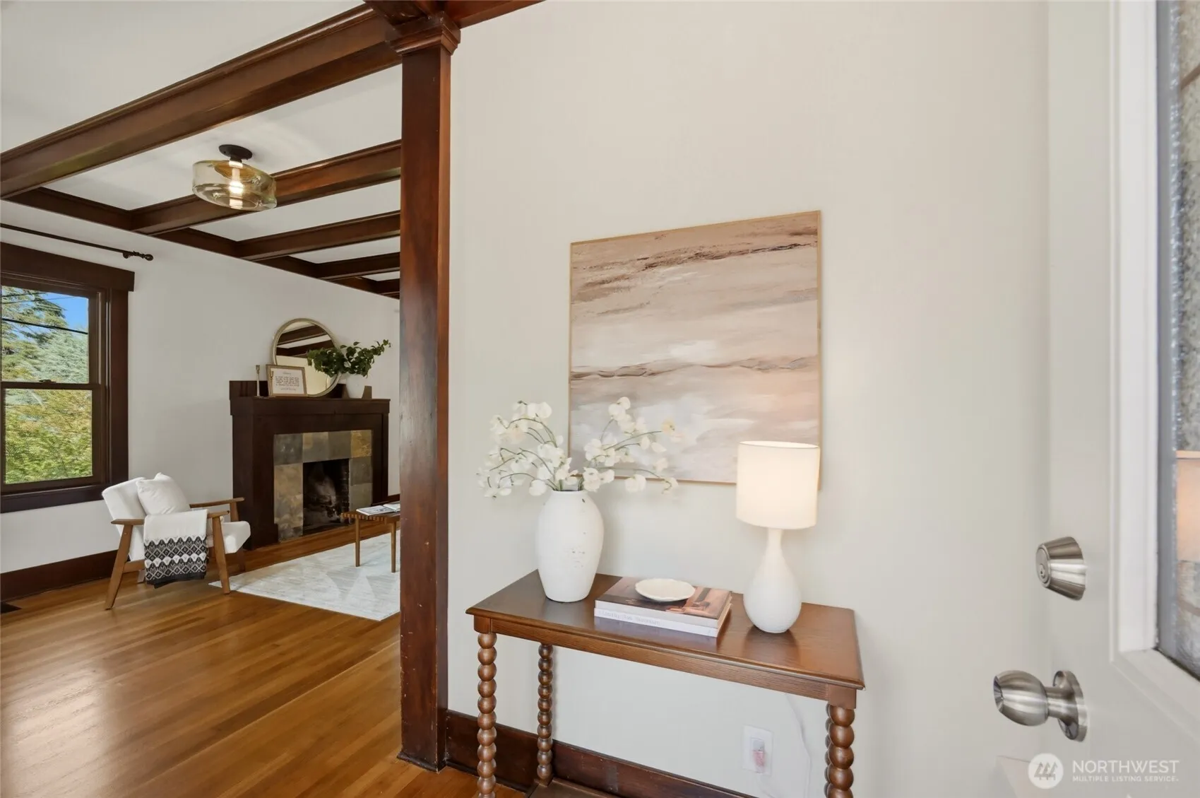 Property photo for 2716 Warren Avenue N, Seattle photo 4