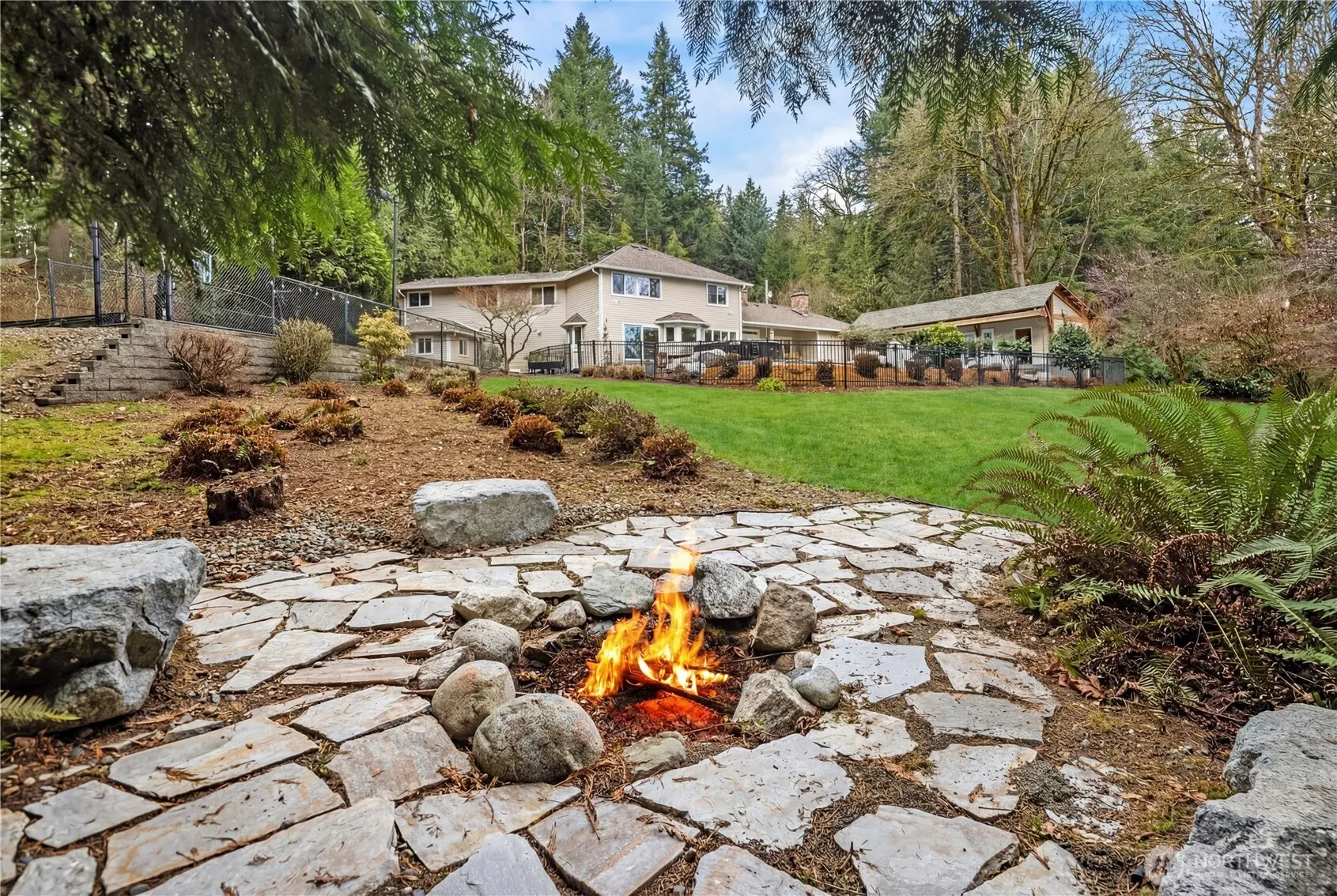 Property photo for 21219 Se 39th Street, Sammamish photo 4