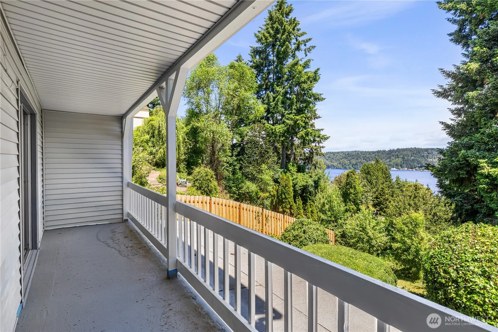 Property photo for 12340 Sand Point Way Ne, Seattle photo 5