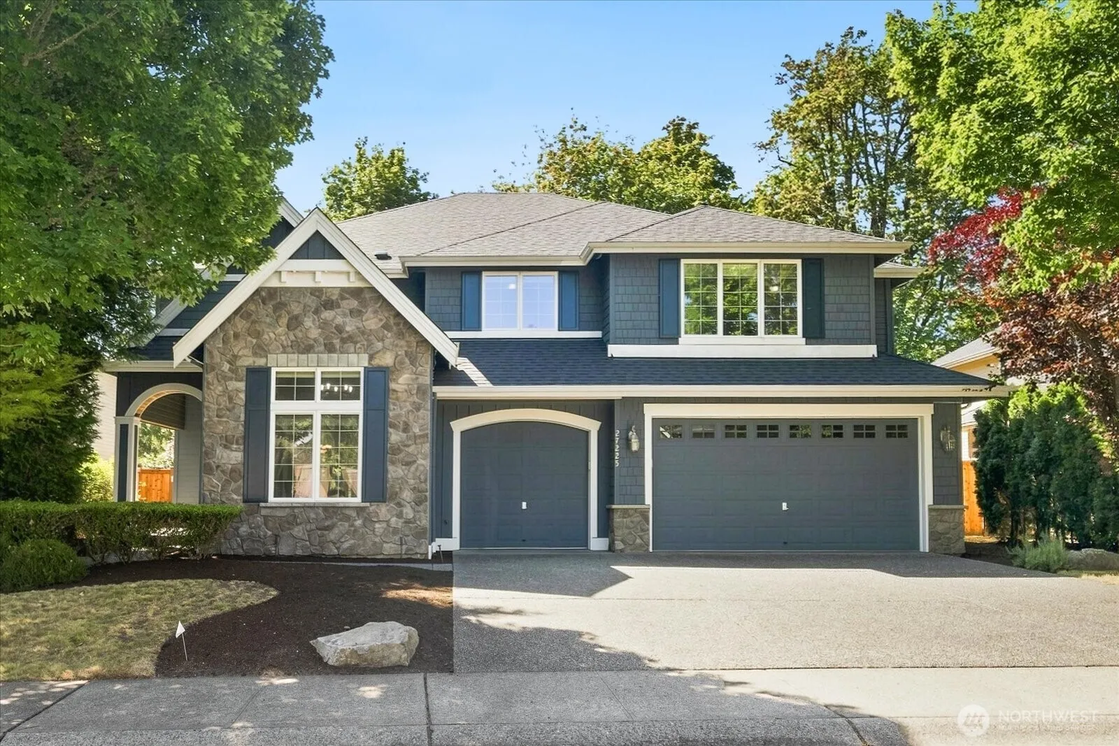 Property photo for 27225 Se 13th Place, Sammamish