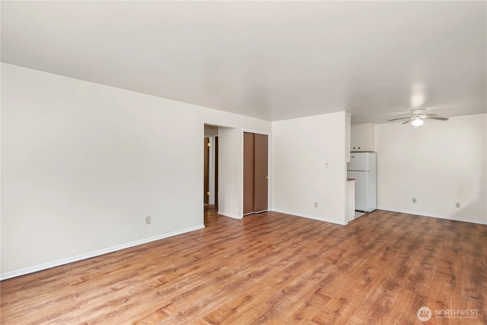 Property photo for 2600 Ne 125th Street, Seattle photo 3