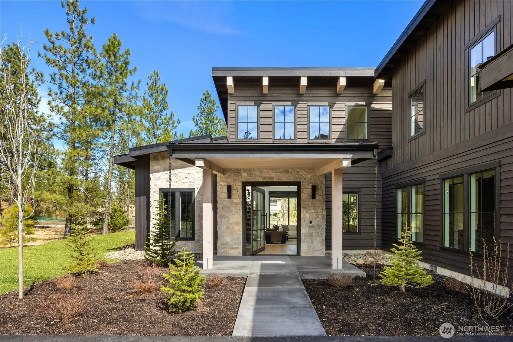 Property photo for 451 Southern Star Lane, Cle Elum photo 3