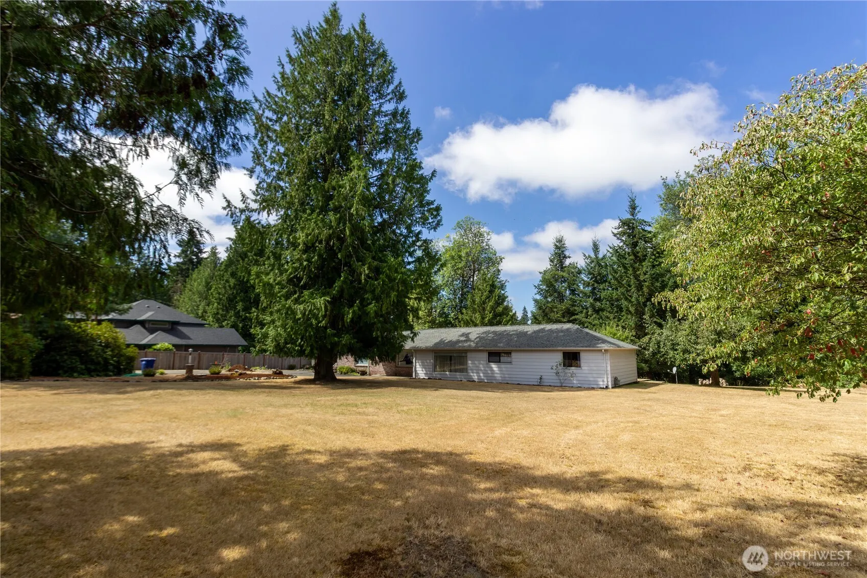 Property photo for 15522 38th Avenue E, Tacoma photo 2