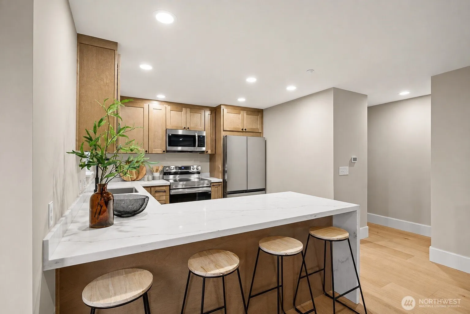 Property photo for 3648 Francis Avenue N #b, Seattle photo 5