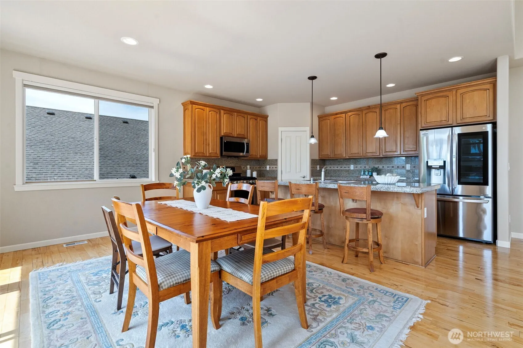 Property photo for 4006 33rd Street Ne, Tacoma photo 5