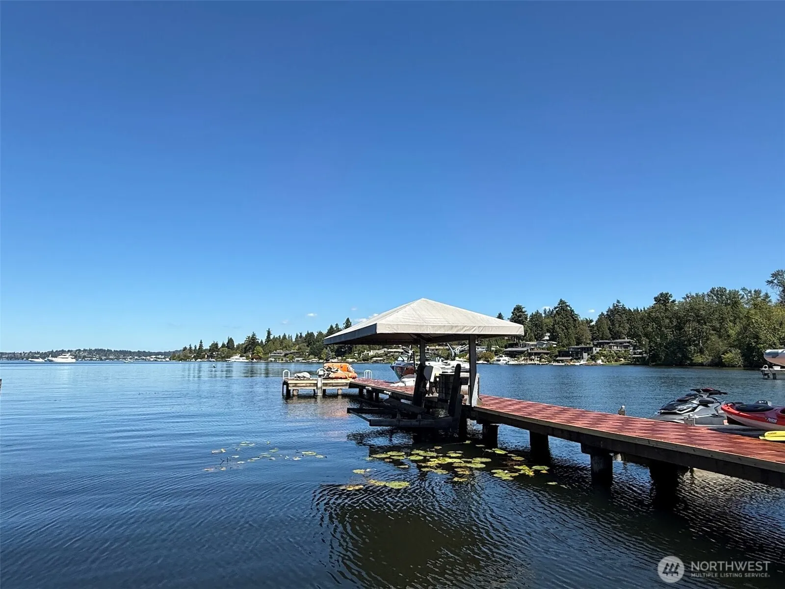 Property photo for 3216 Hunts Point Road, Hunts Point