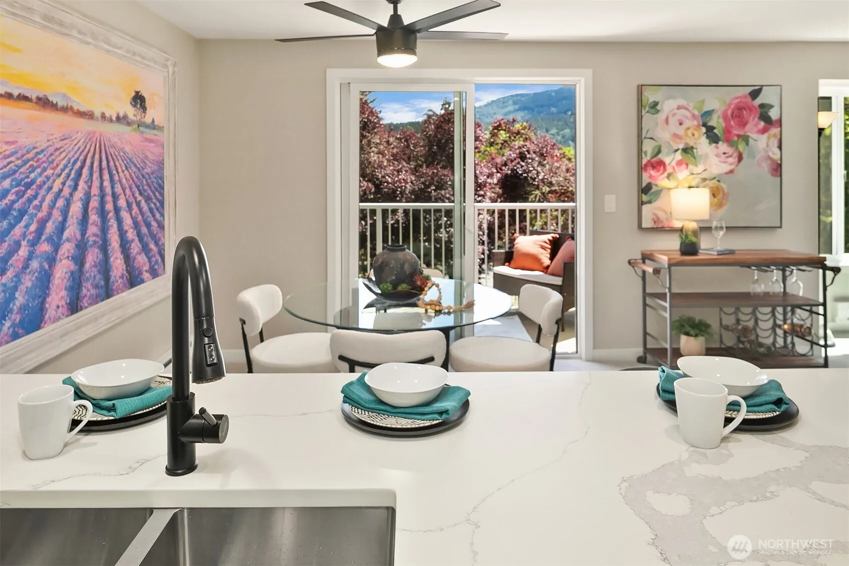 Property photo for 206 Mountain Park Boulevard Sw #d203, Issaquah photo 4