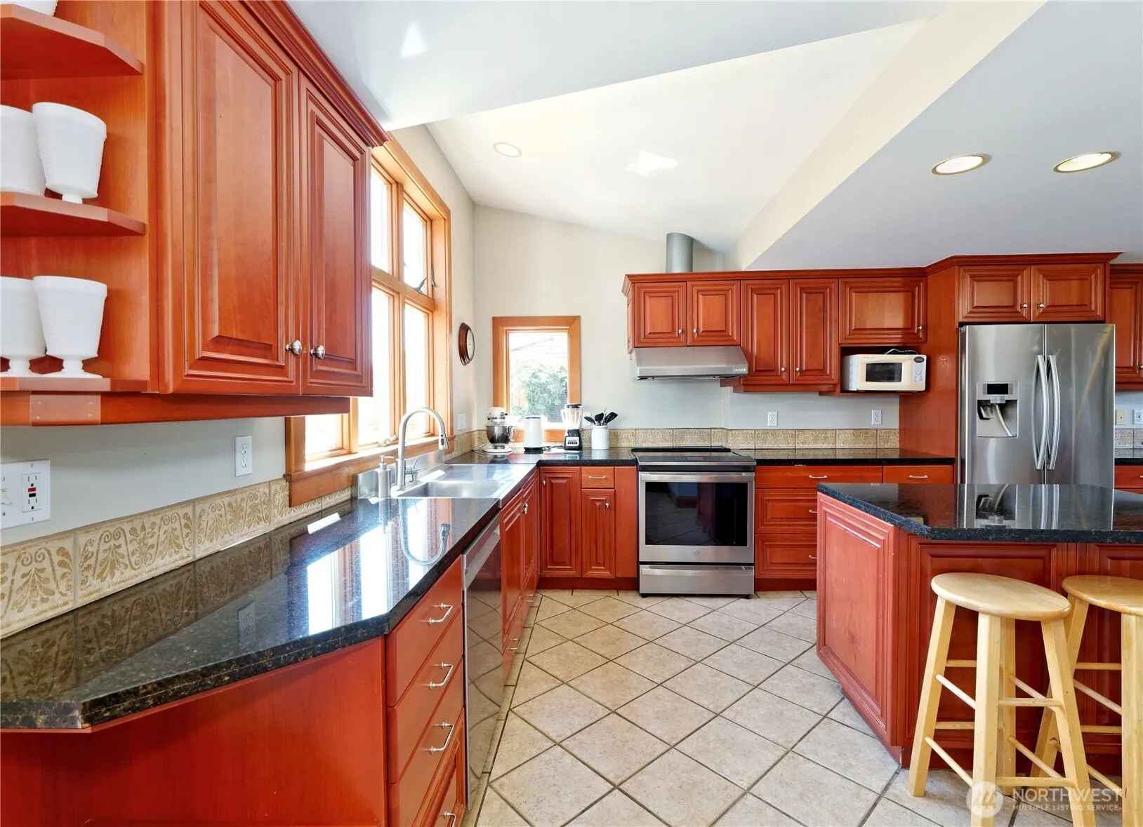 Property photo for 1012 Evergreen Drive, Bellevue photo 5