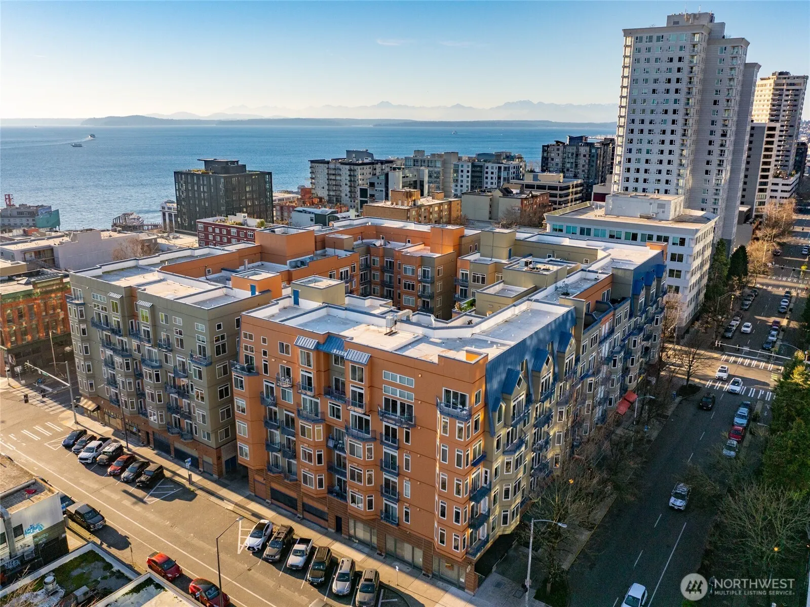 Property photo for 2415 2nd Avenue #432, Seattle