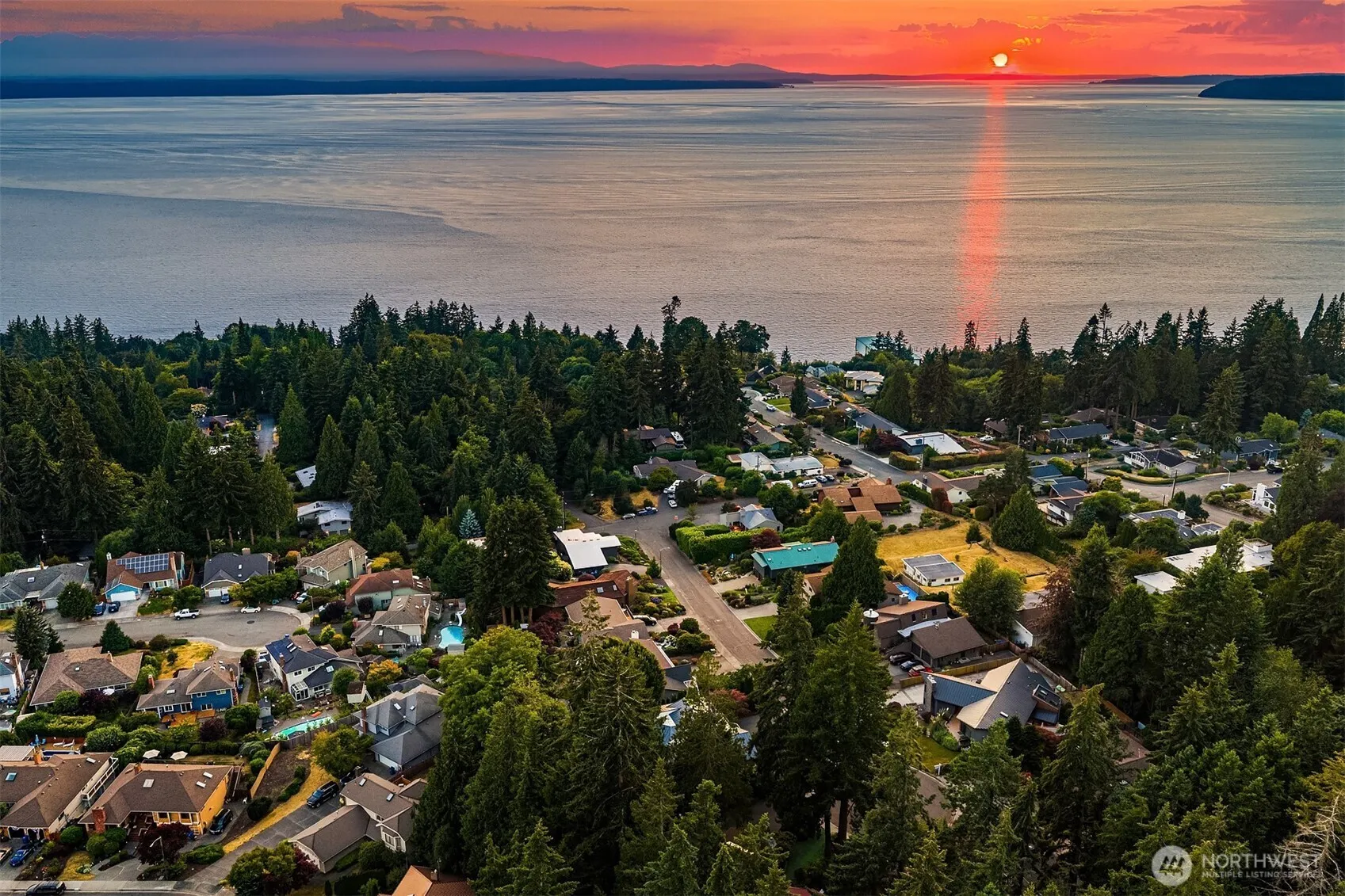 Property photo for 7016 165th Place Sw, Edmonds