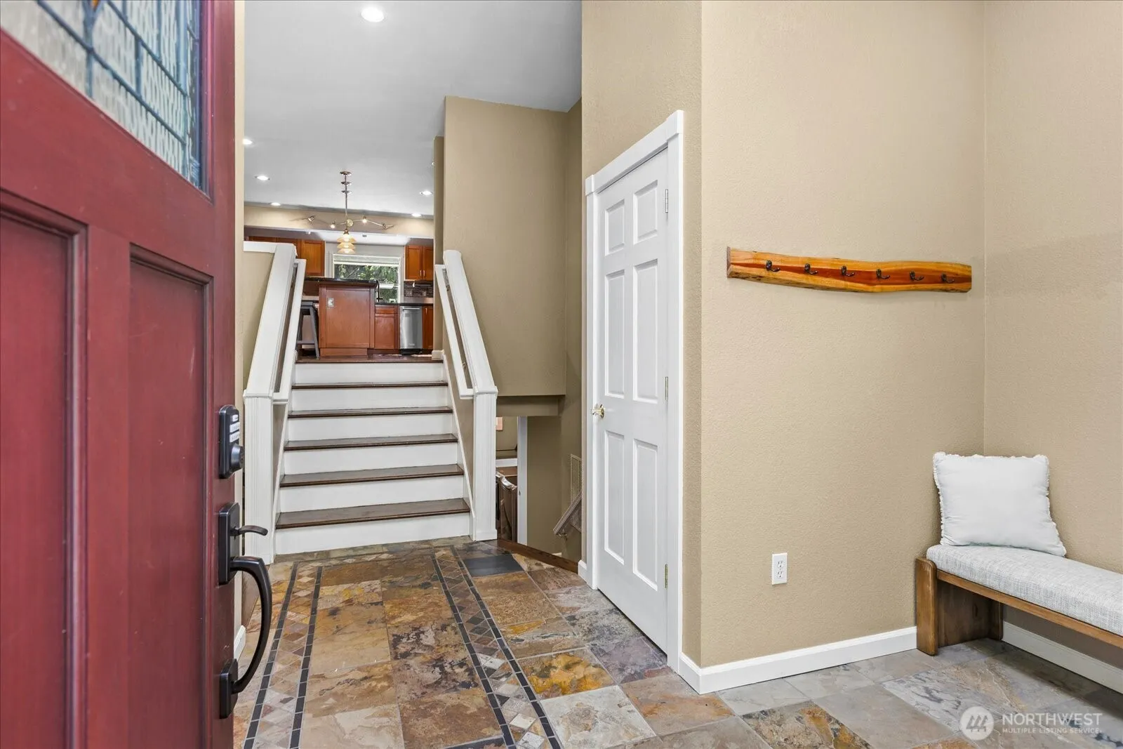 Property photo for 23811 Ne 43rd Street, Redmond photo 5