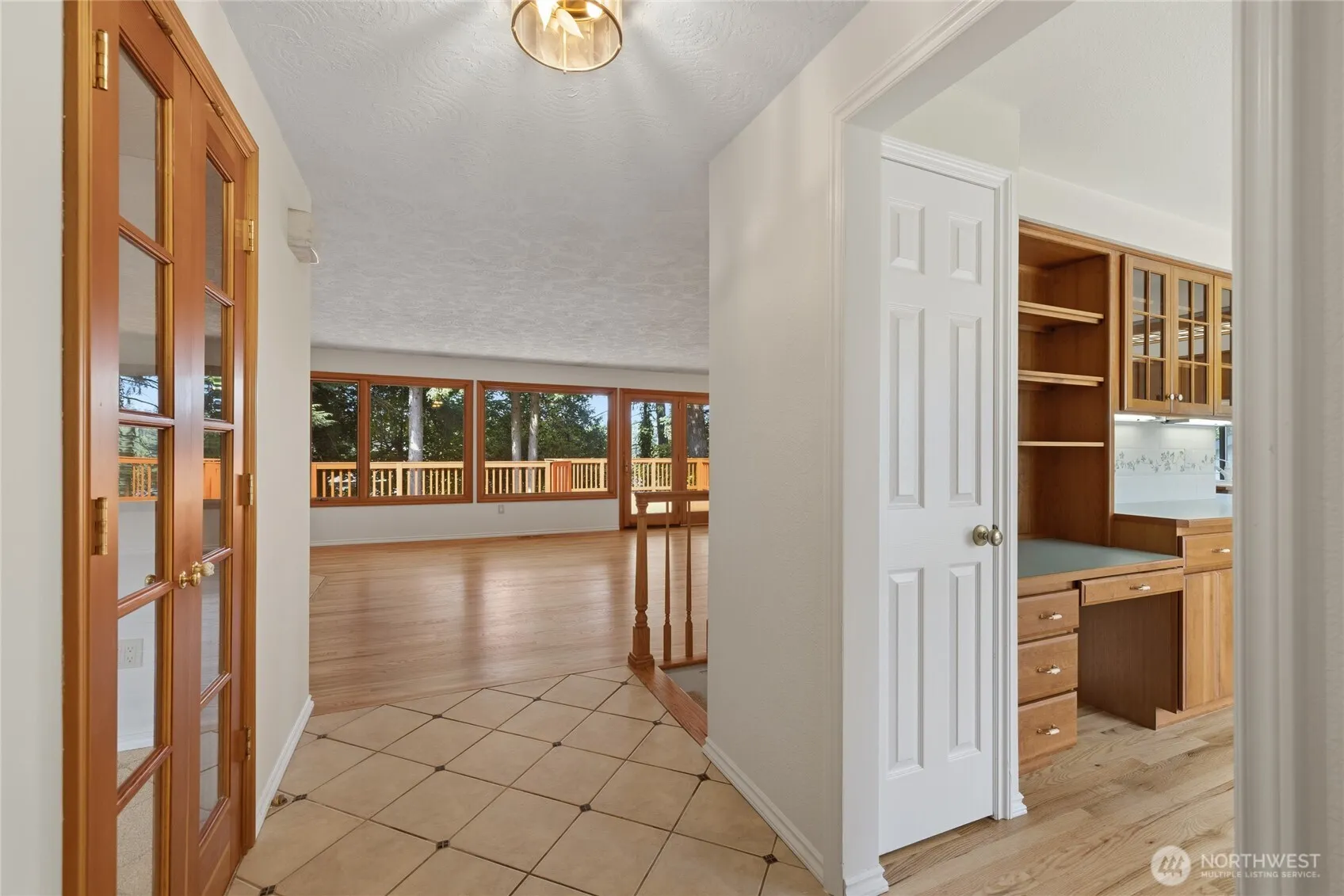 Property photo for 31423 42nd Place Sw, Federal Way photo 2