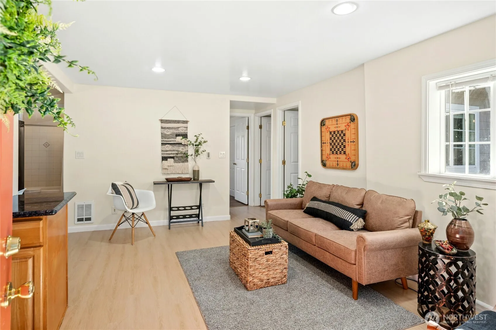 Property photo for 469 Maple Avenue Sw, Renton photo 5