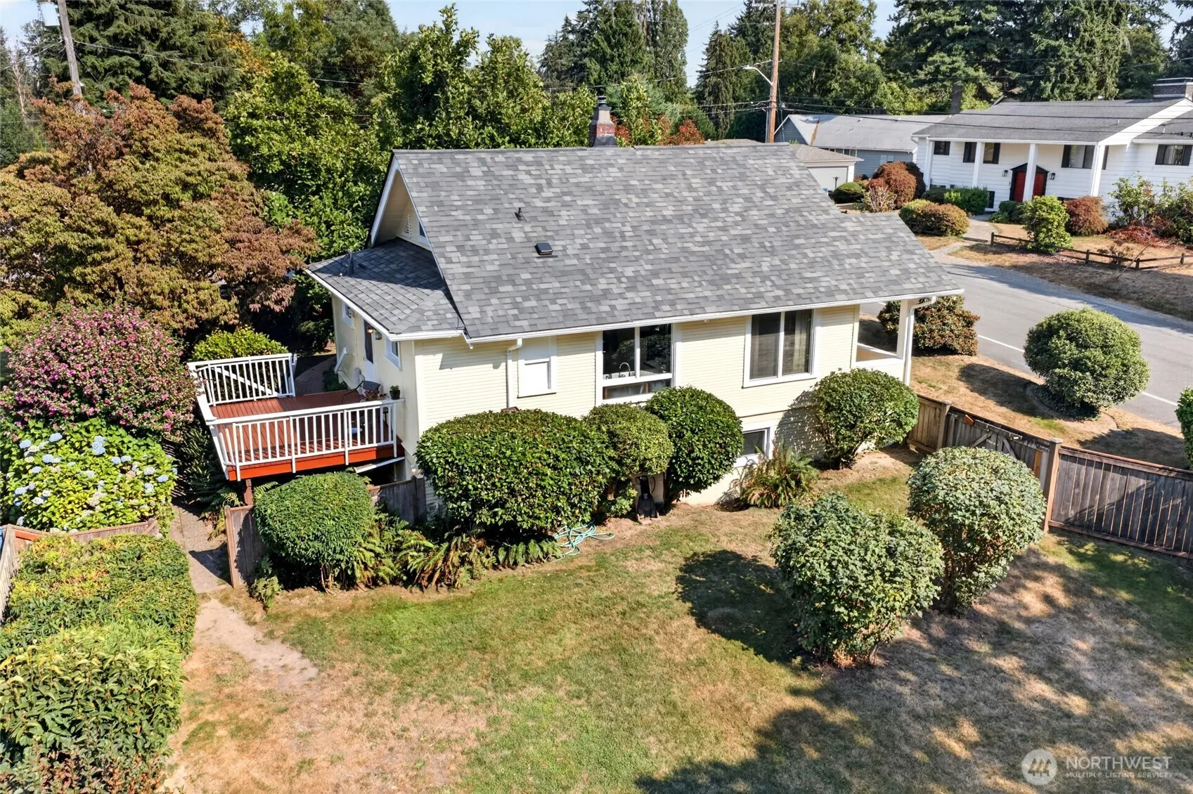 Property photo for 906 Sw 130th Street, Burien