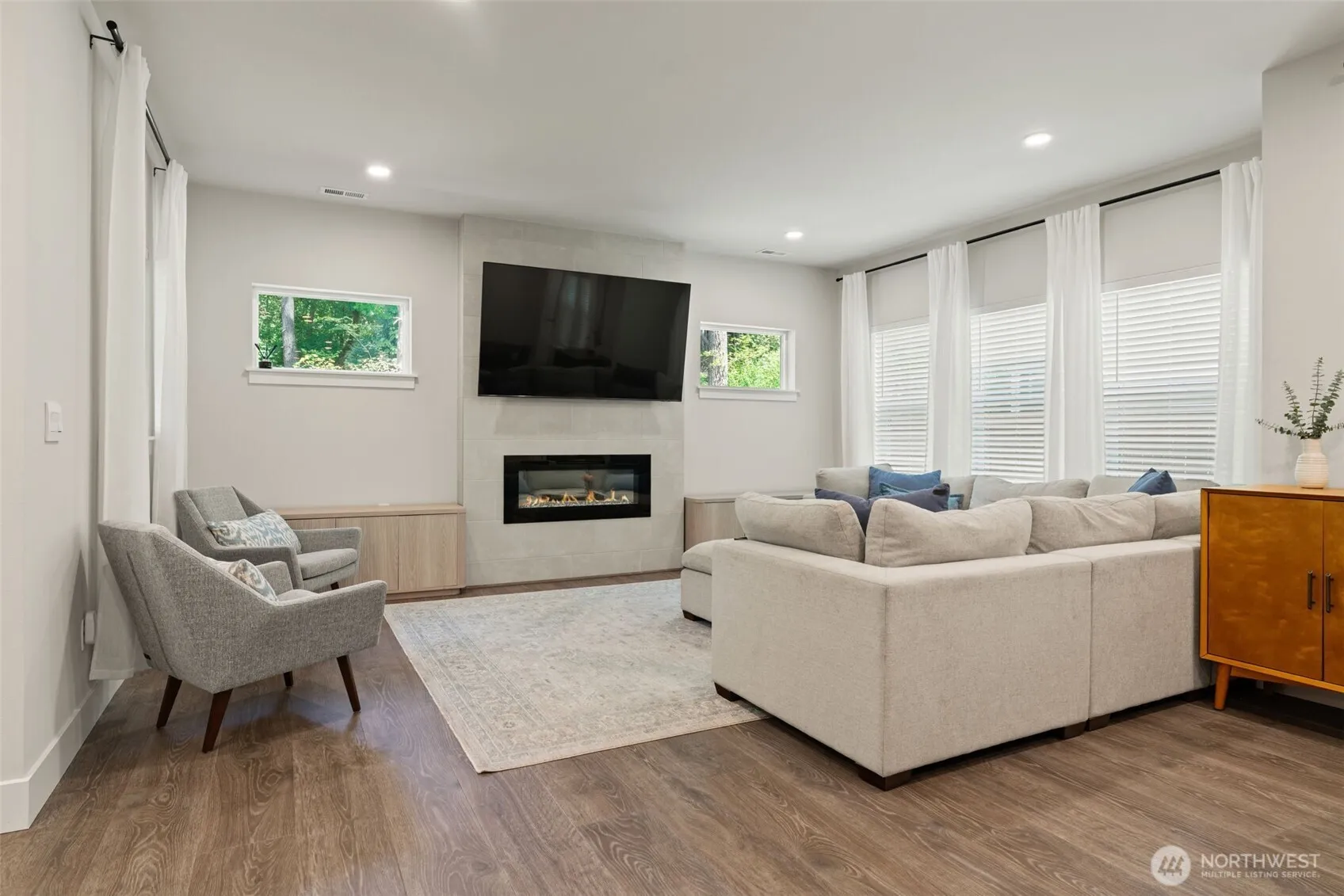Property photo for 18804 14th Place W, Lynnwood photo 5