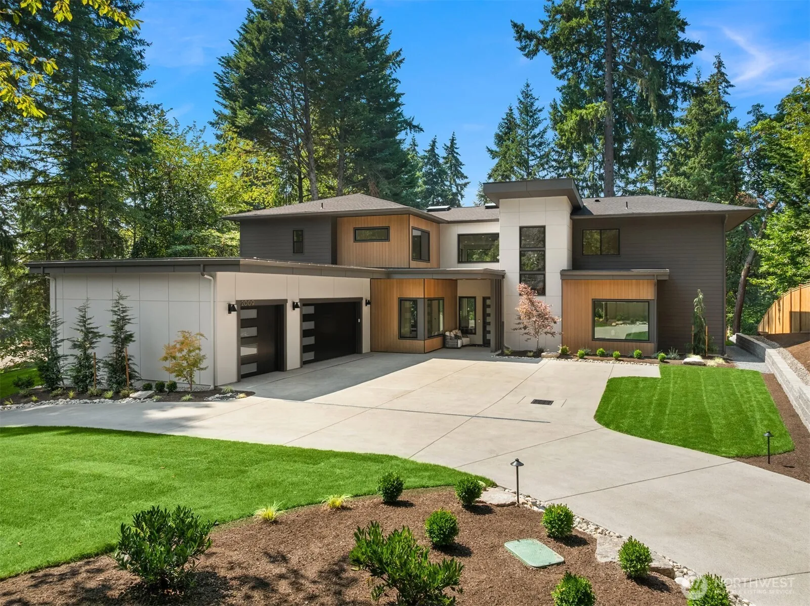 Property photo for 2009 102nd Place Se, Bellevue