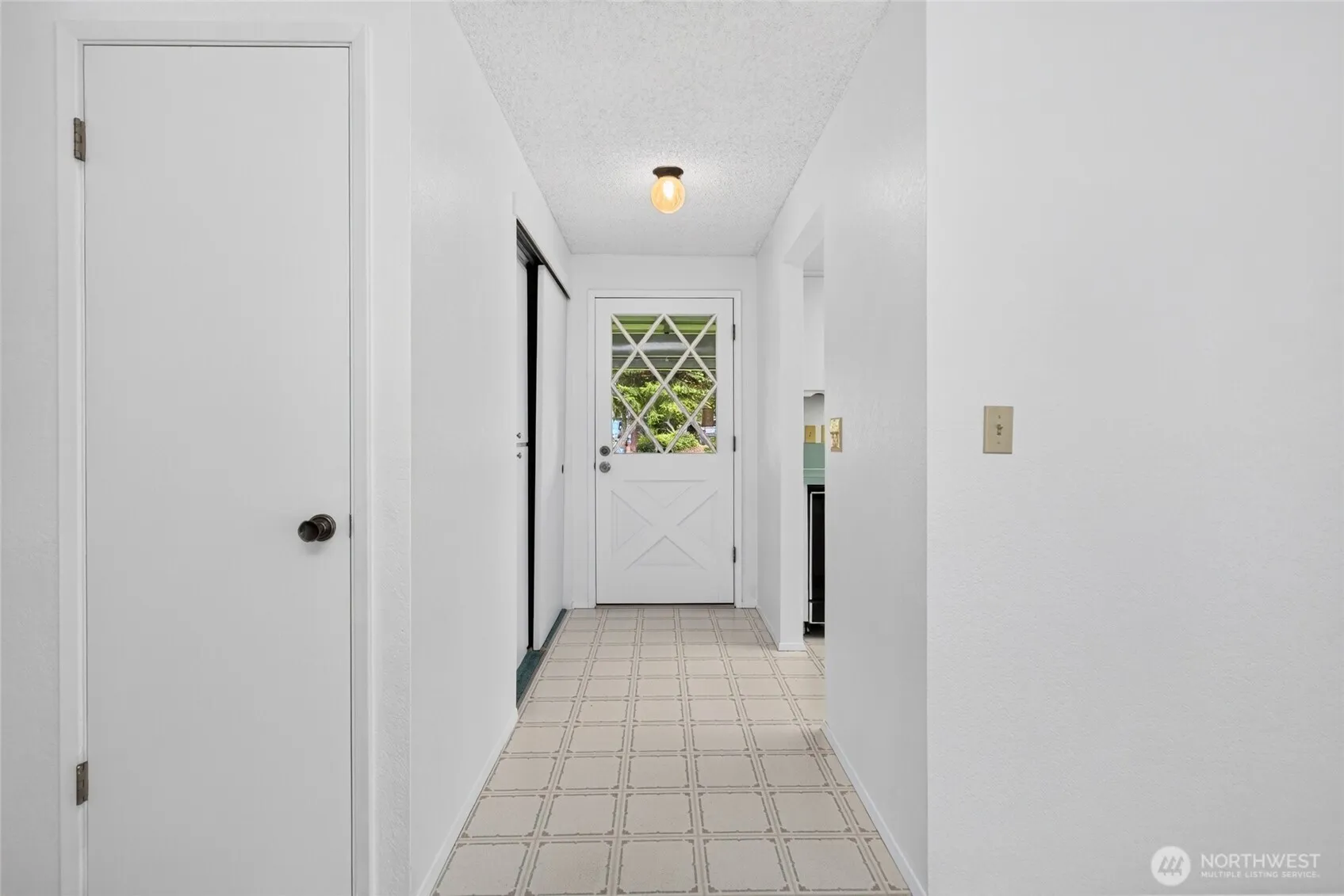 Property photo for 11725 47th Drive Ne, Marysville photo 5