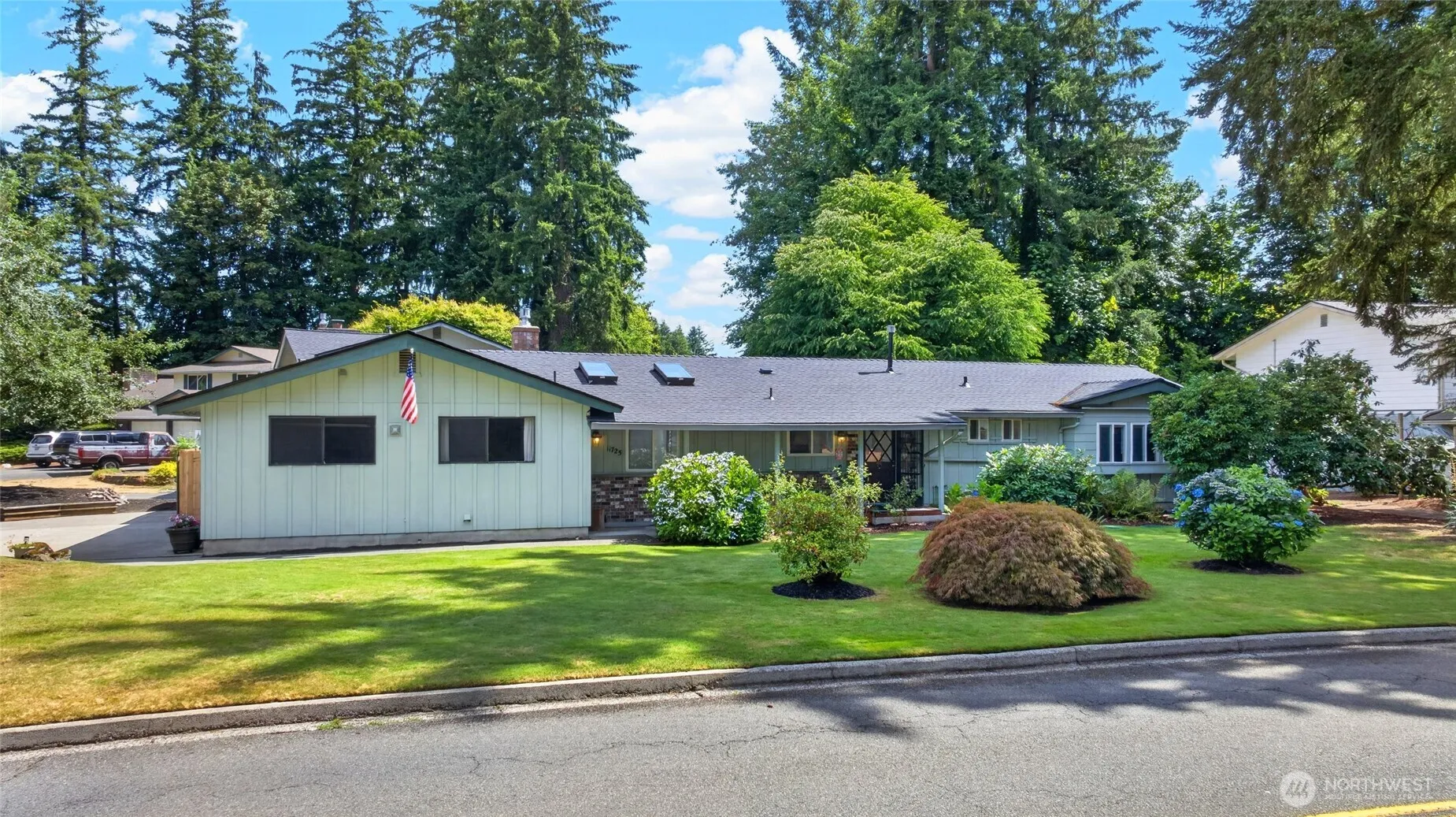 Property photo for 11725 47th Drive Ne, Marysville photo 2