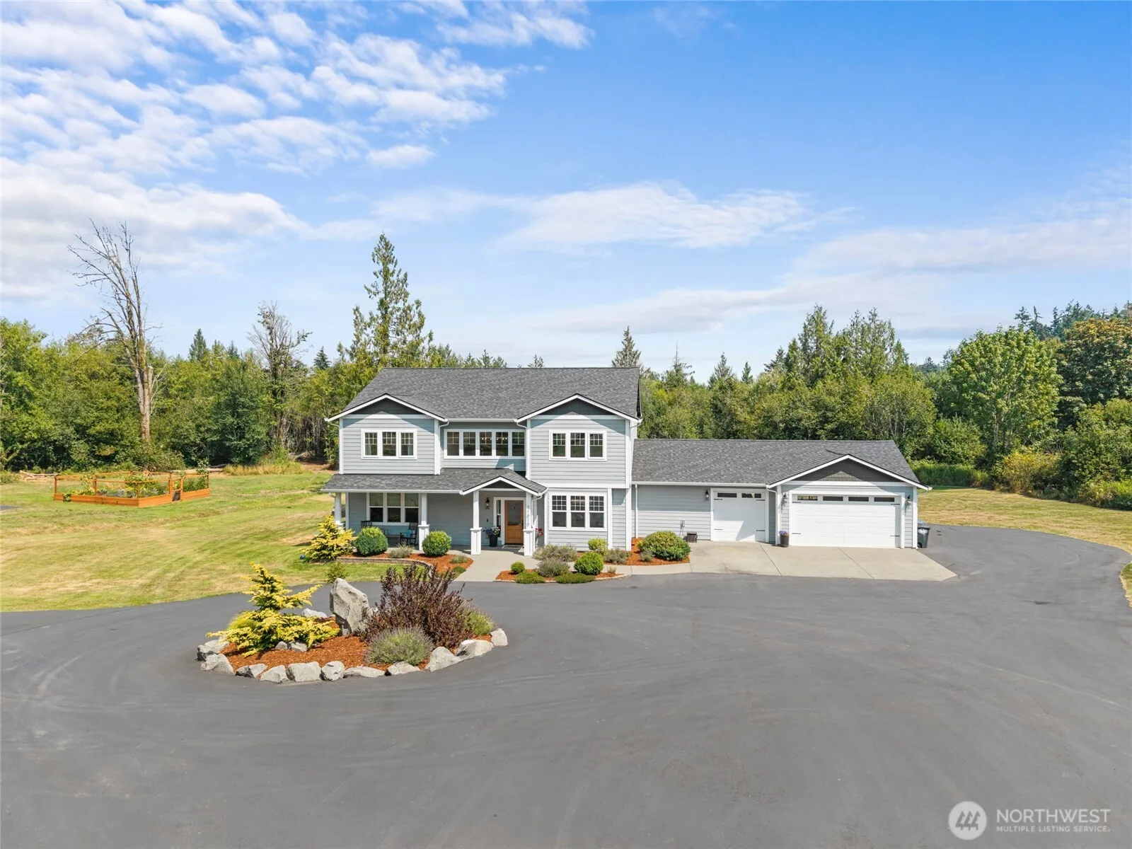 Property photo for 11010 Salmon Creek Lane Sw, Olympia